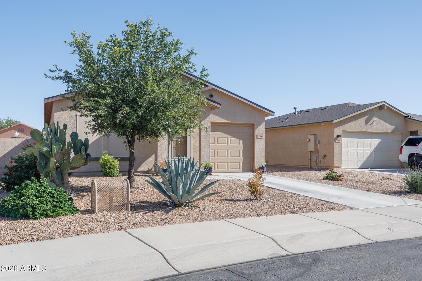 274 W WATSON Court, Casa Grande, AZ 85122 — photo 3 of 31