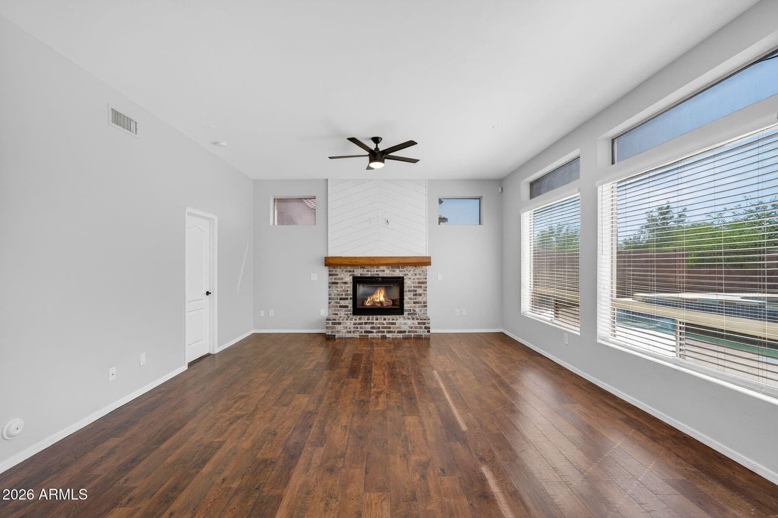 3658 N BARRON, Mesa, AZ 85207 — photo 3 of 129