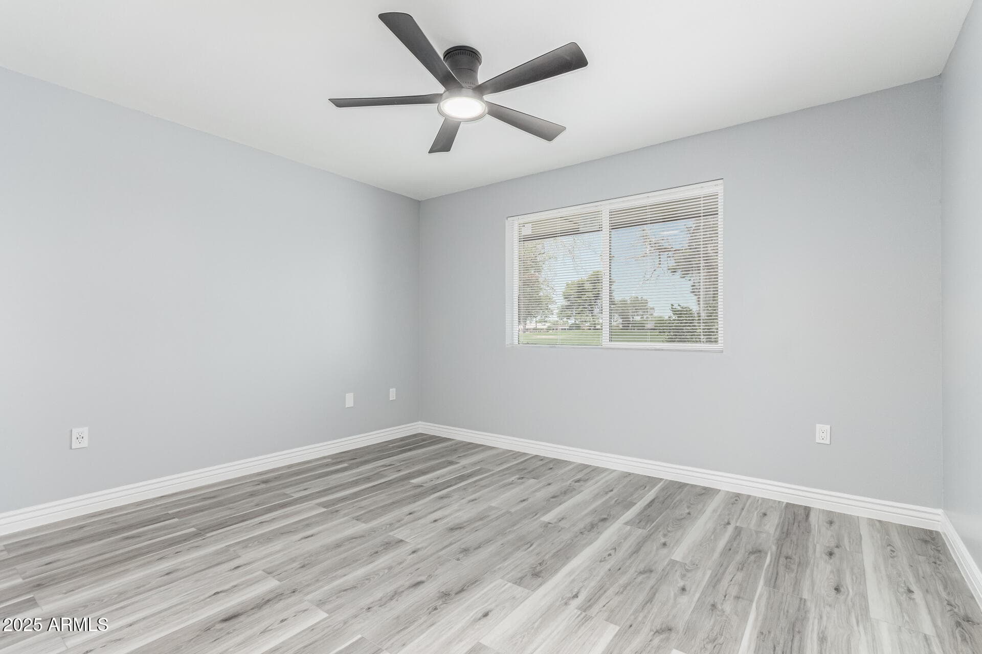 10022 W MOUNTAIN VIEW Road, Sun City, AZ 85351 — photo 22 of 32