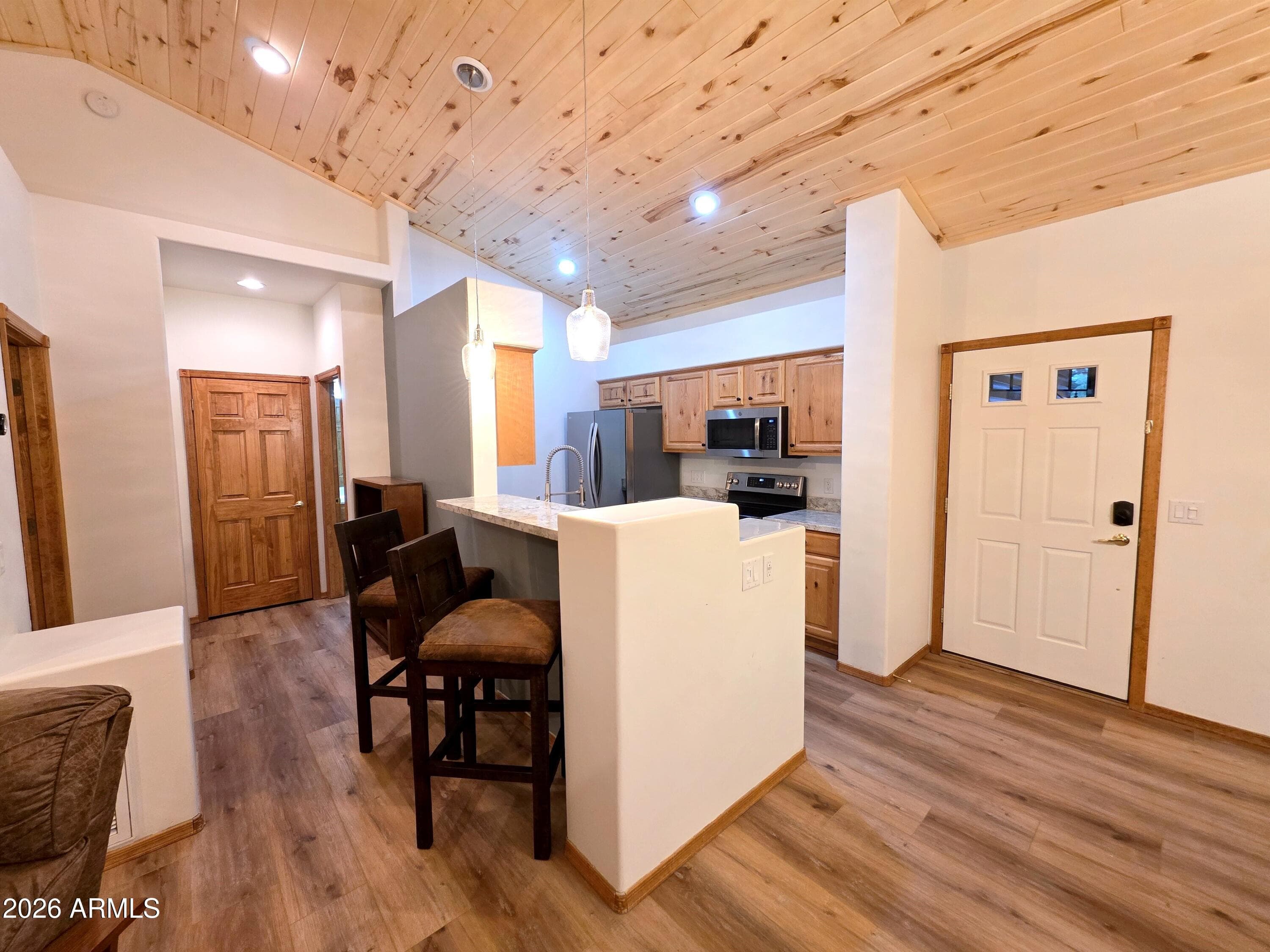 3170 W LODGEPOLE Lane, Show Low, AZ 85901 — photo 8 of 37