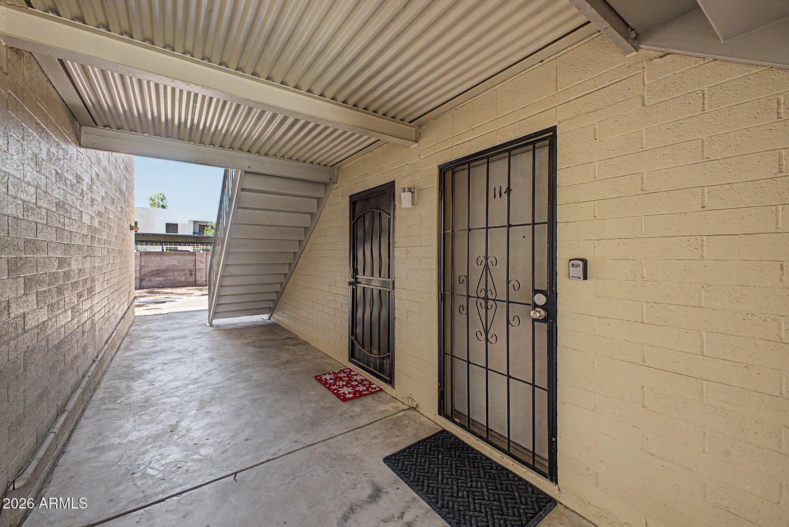 2633 W Rose Lane B114, Phoenix, AZ 85017