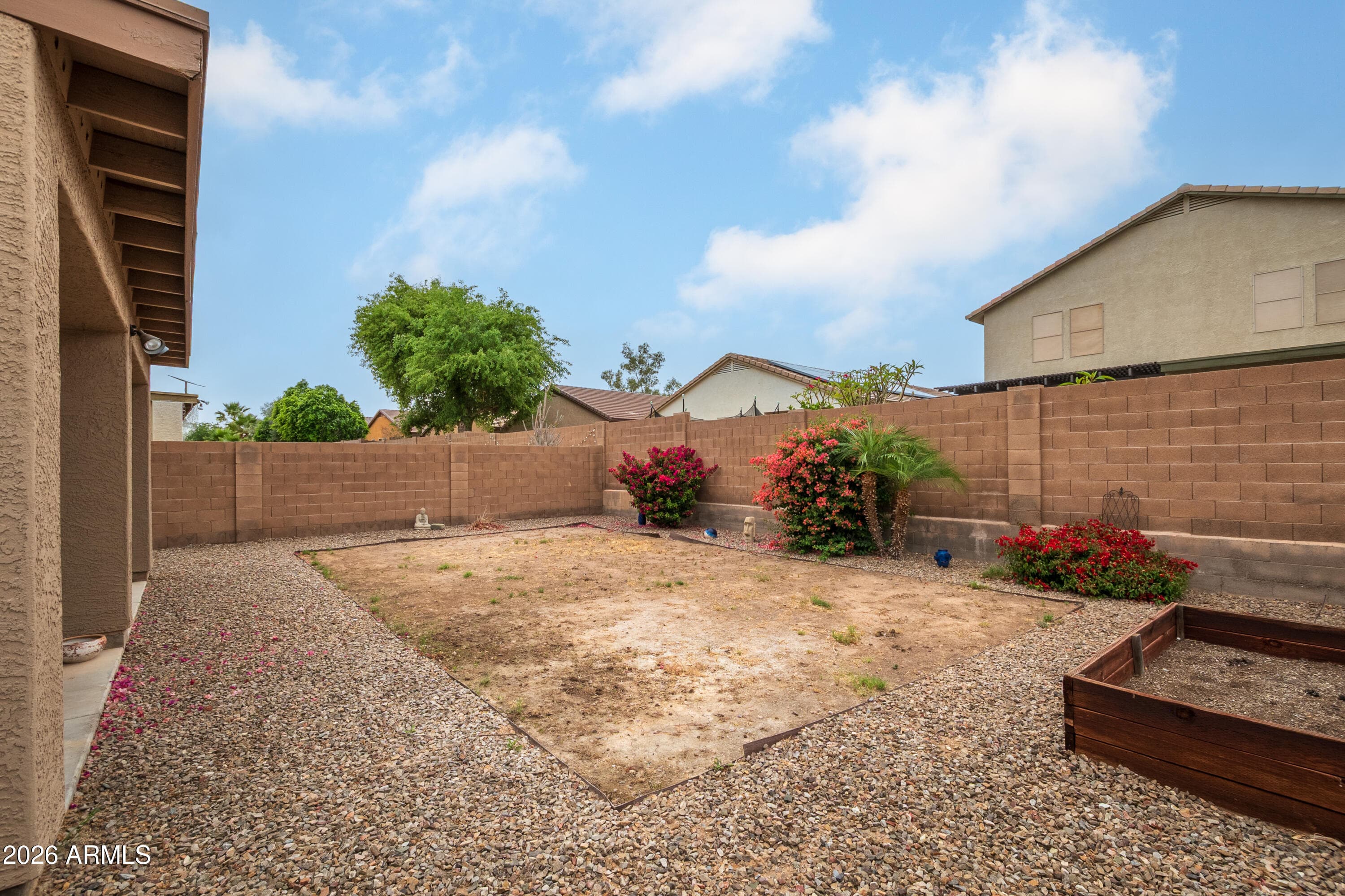 11744 W Robin Drive, Sun City, AZ 85373 — photo 37 of 42