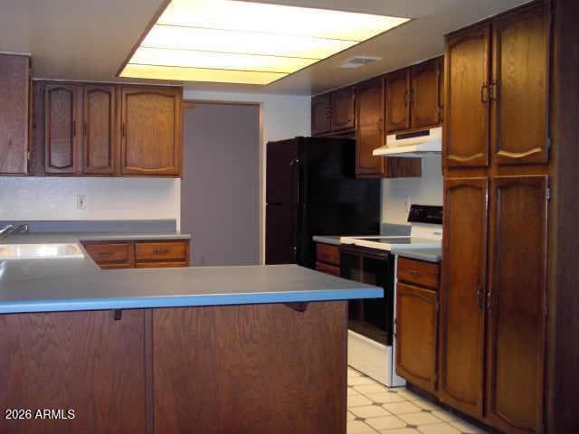 11025 N 54TH Drive, Glendale, AZ 85304 — photo 6 of 7