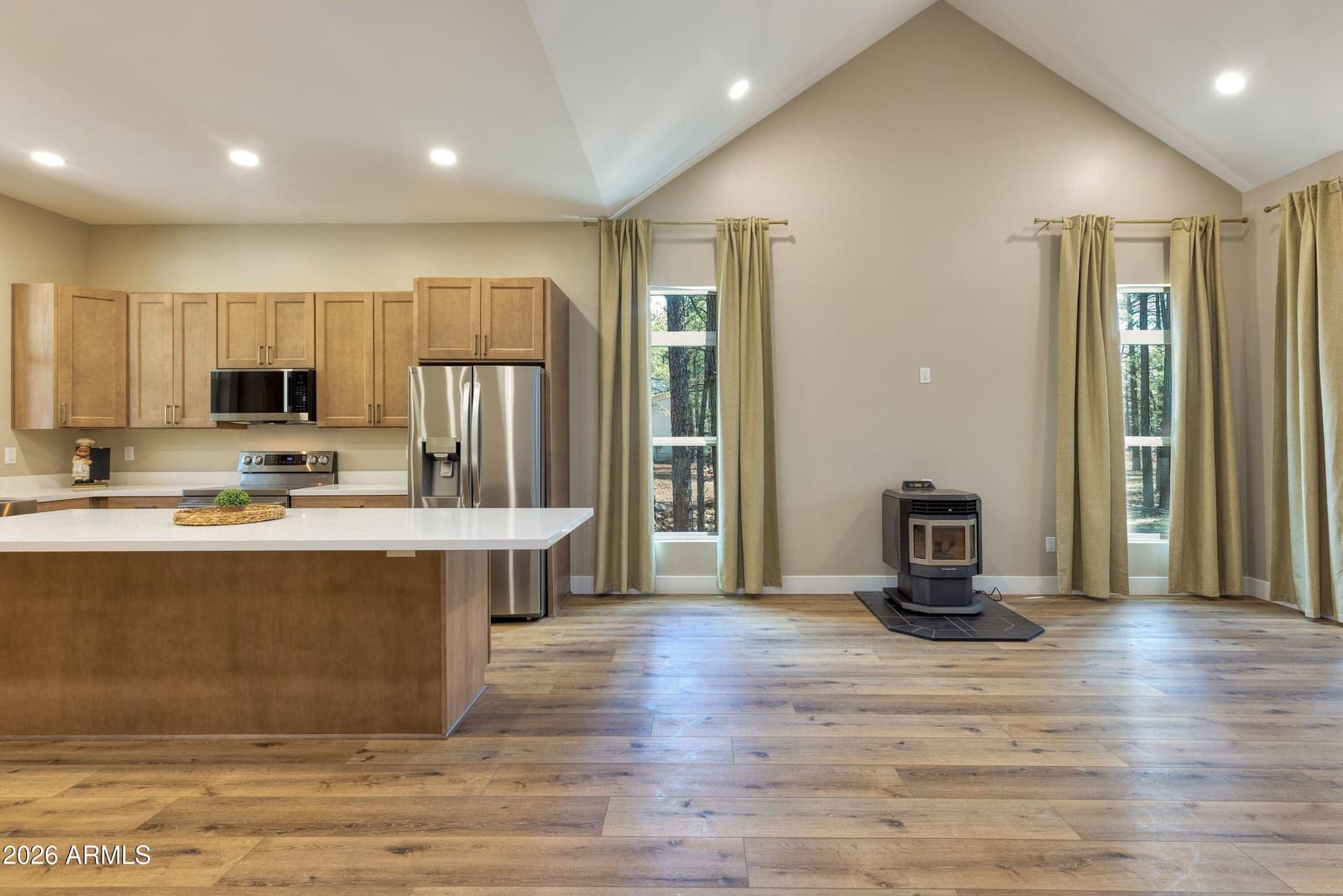 913 Birdsong Way, Lakeside, AZ 85929 — photo 5 of 33