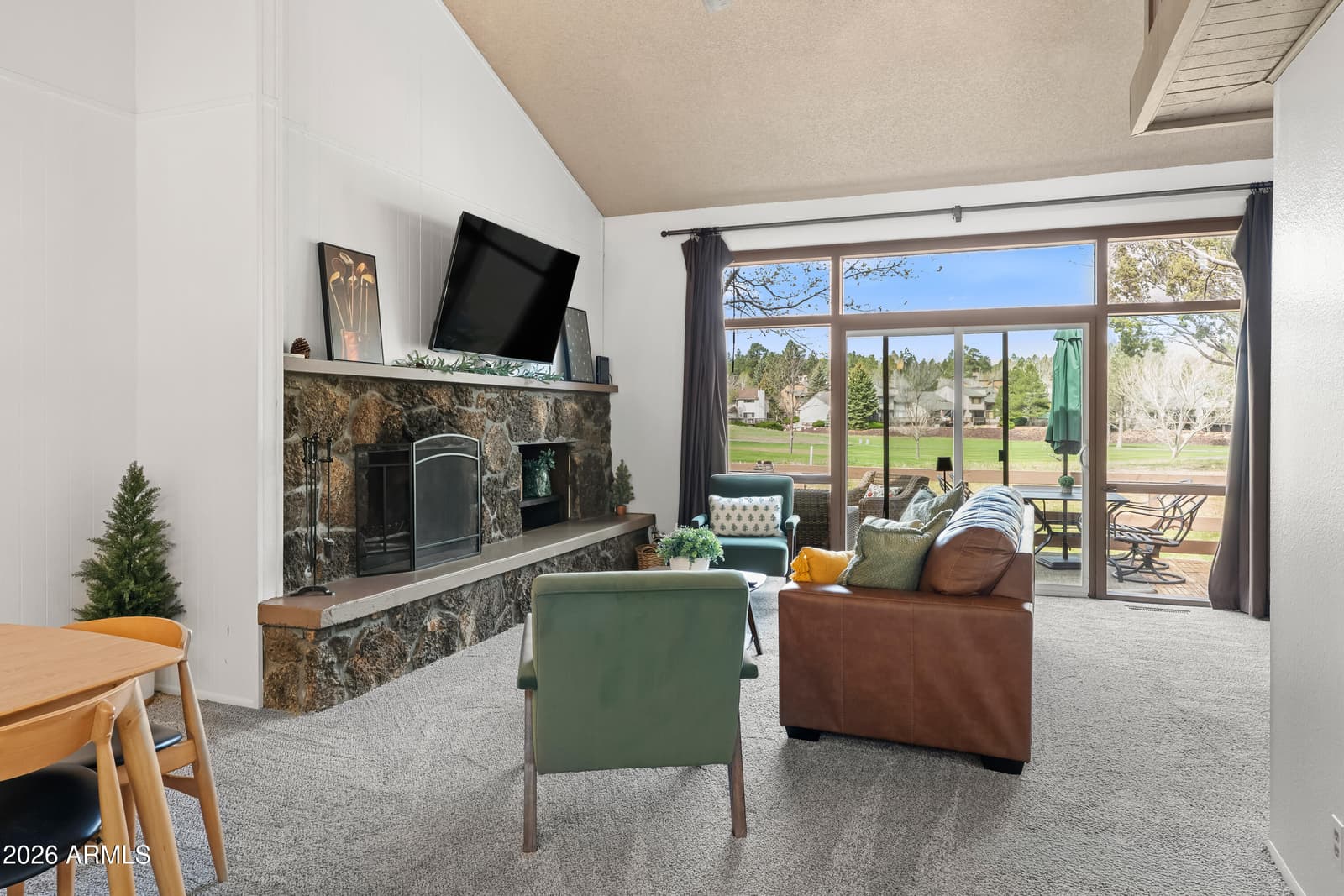 2747 N FAIRVIEW Drive, Flagstaff, AZ 86004 — photo 12 of 39