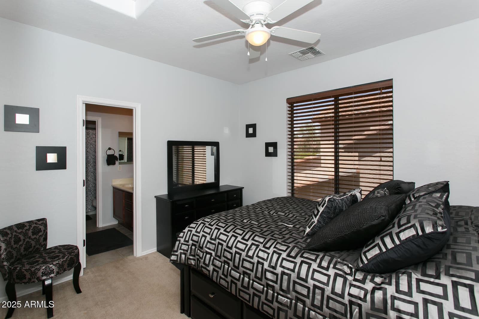 6903 E PORTIA Street, Mesa, AZ 85207 — photo 11 of 60