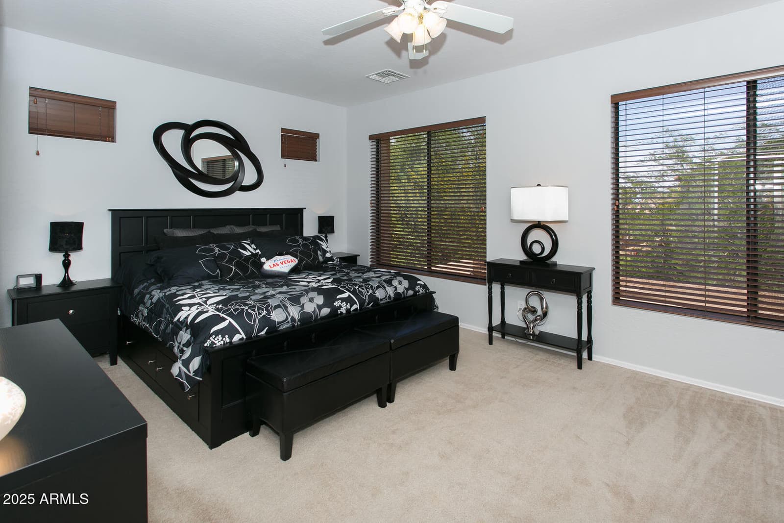 6903 E PORTIA Street, Mesa, AZ 85207 — photo 12 of 60