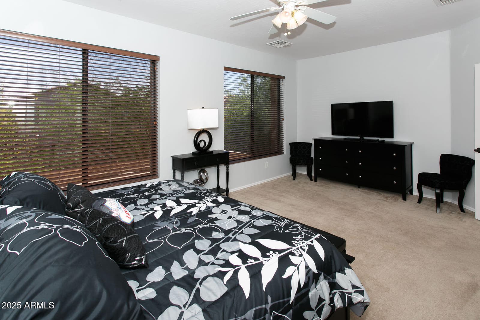 6903 E PORTIA Street, Mesa, AZ 85207 — photo 13 of 60