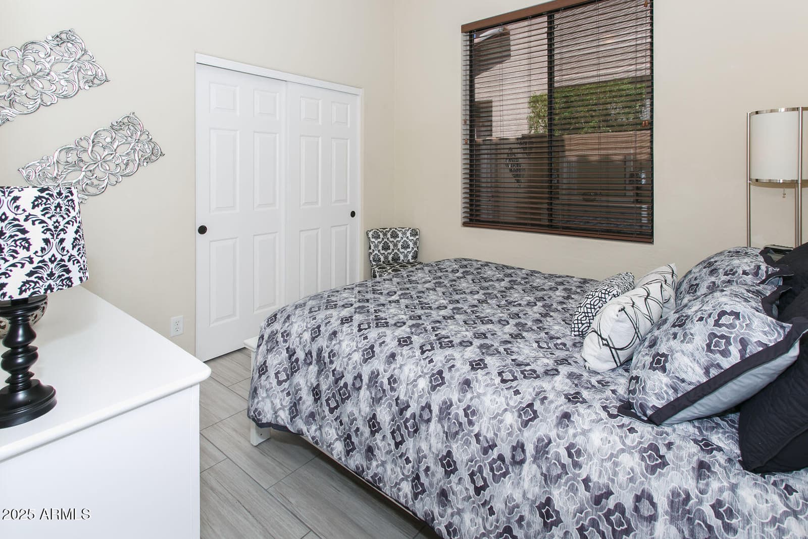 6903 E PORTIA Street, Mesa, AZ 85207 — photo 18 of 60