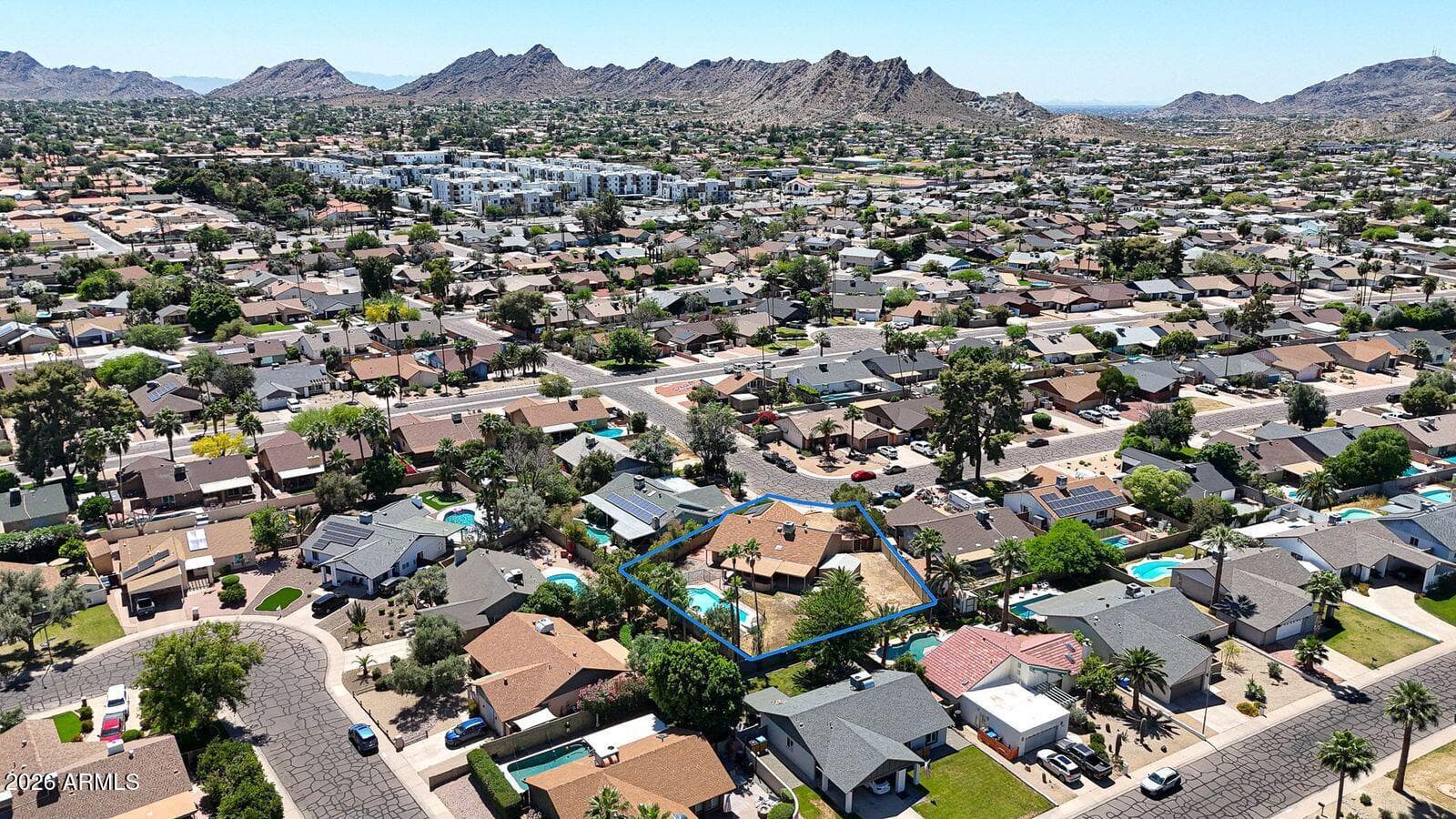 12443 N 27TH Place, Phoenix, AZ 85032 — photo 4 of 57