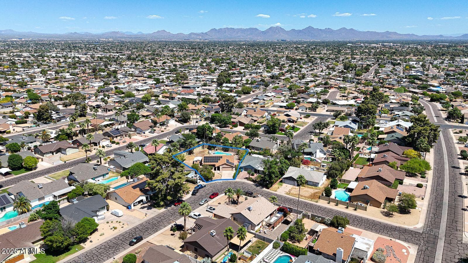 12443 N 27TH Place, Phoenix, AZ 85032 — photo 3 of 57