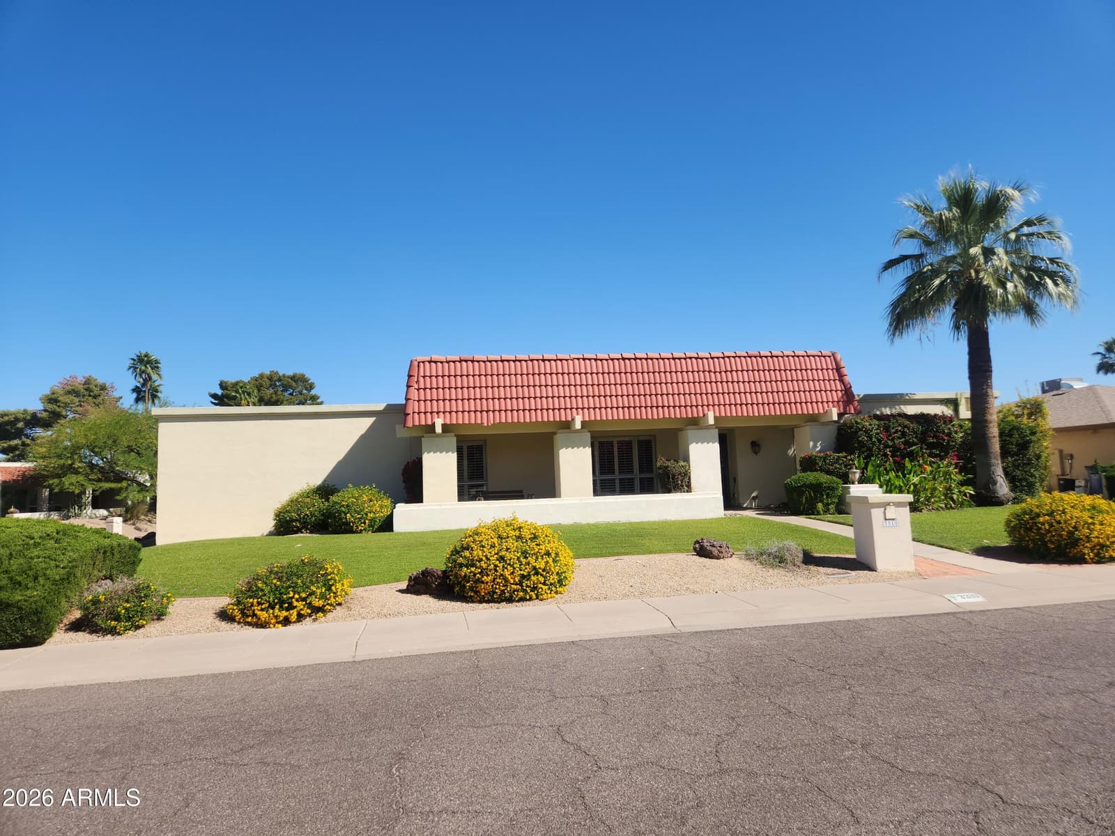3310 E EVA Street, Phoenix, AZ 85028 — photo 11 of 91