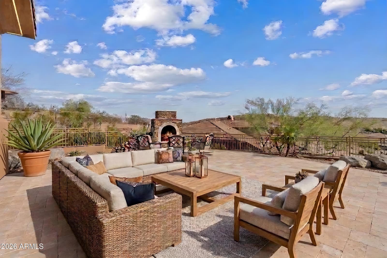 549 E MOUNTAIN SAGE Drive, Phoenix, AZ 85048 — photo 5 of 72