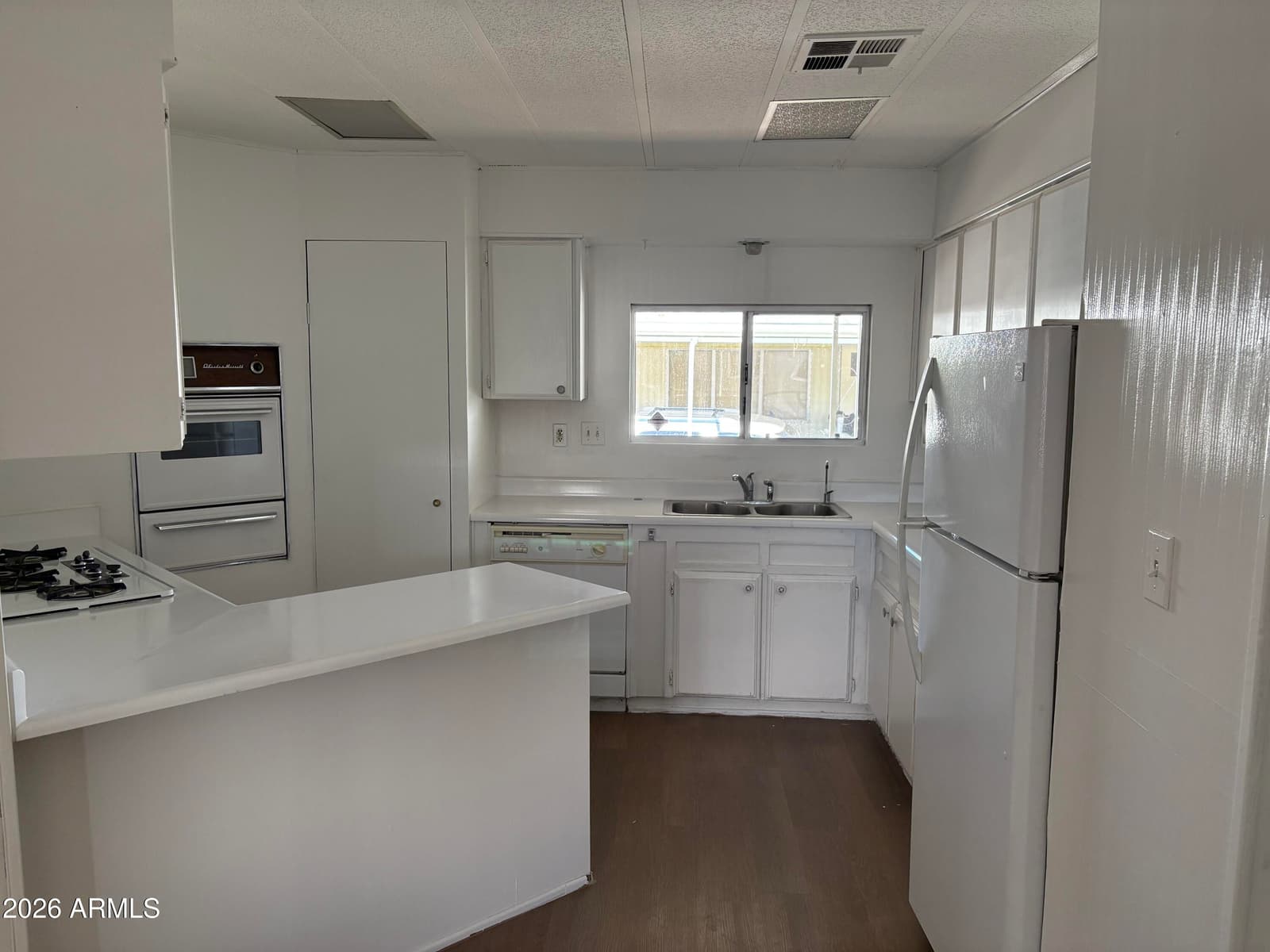5747 W Missouri Avenue 20, Glendale, AZ 85301 — photo 6 of 16
