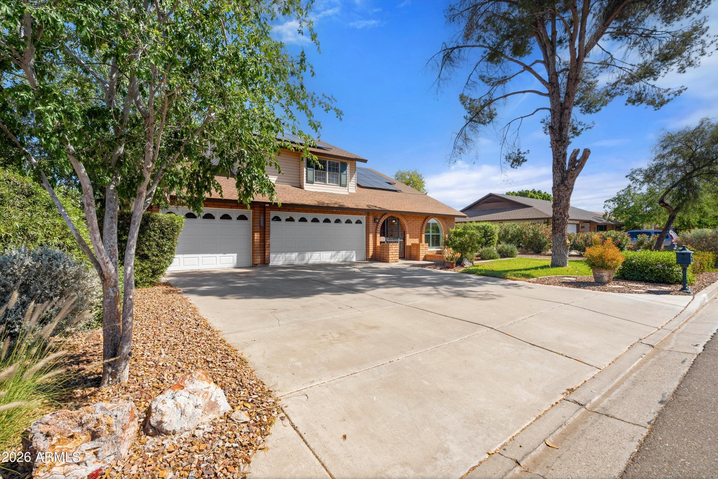 4422 W WAGONER Road, Glendale, AZ 85308 — photo 2 of 47
