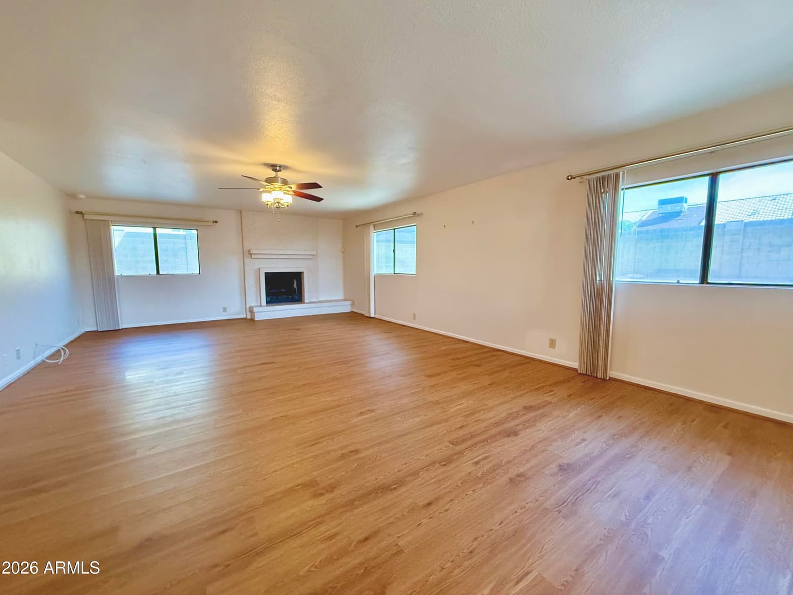 7649 W ASTER Drive, Peoria, AZ 85381 — photo 15 of 36