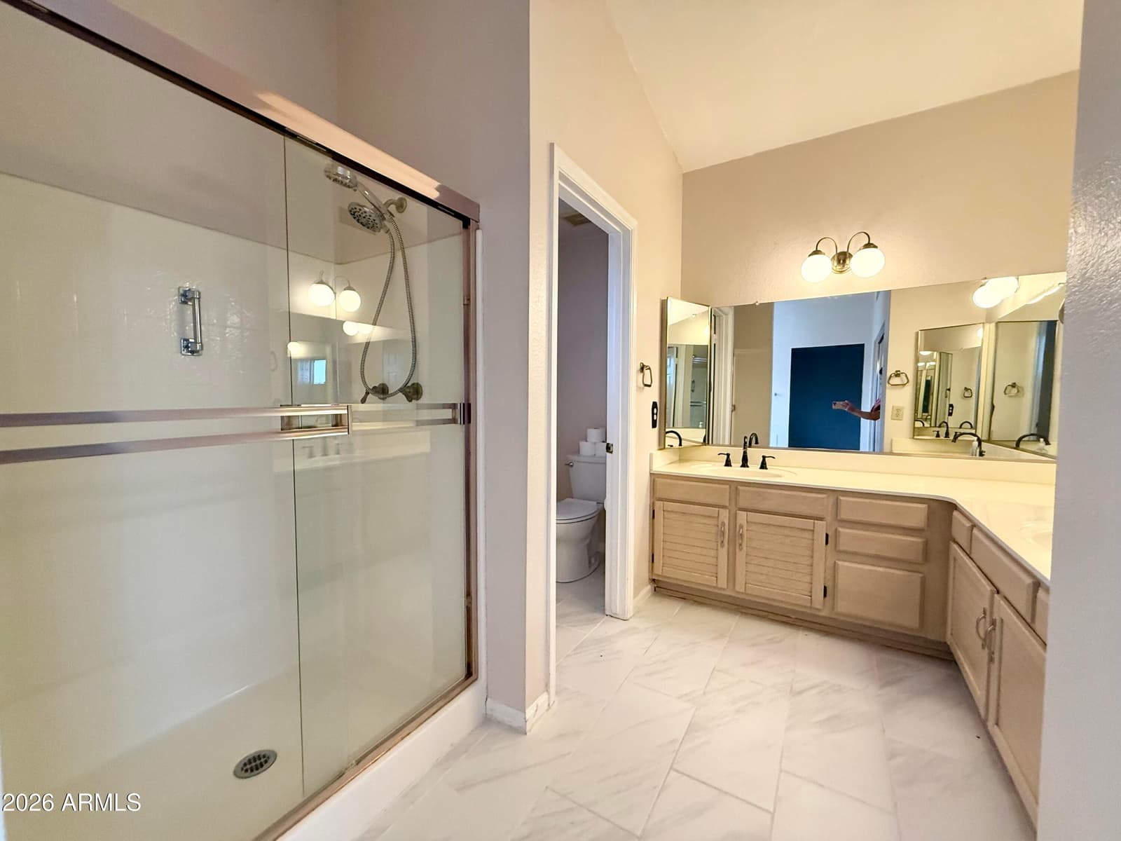 7649 W ASTER Drive, Peoria, AZ 85381 — photo 9 of 36