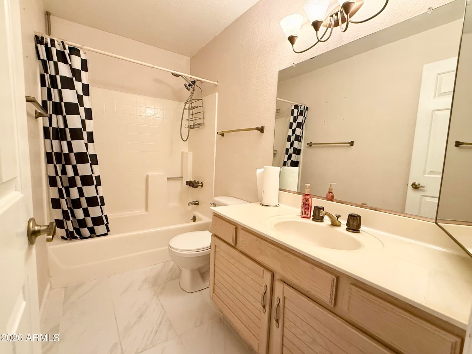 7649 W ASTER Drive, Peoria, AZ 85381 — photo 11 of 36