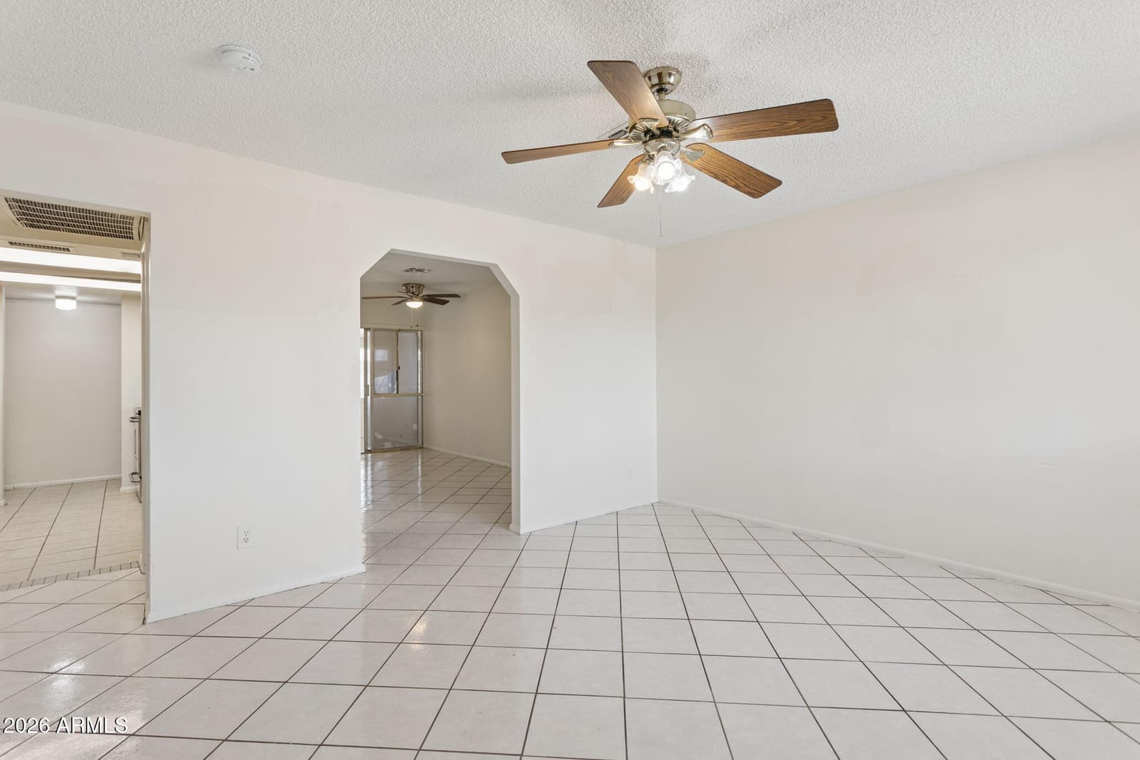 11624 N 25TH Avenue, Phoenix, AZ 85029 — photo 5 of 29