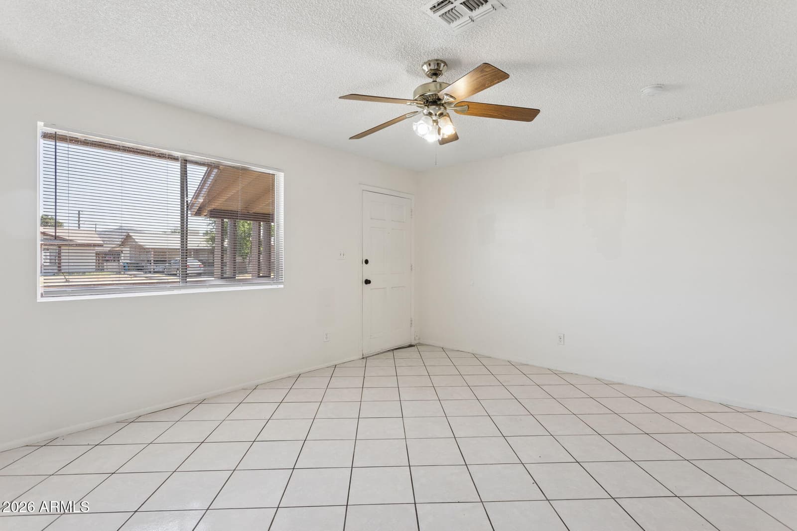 11624 N 25TH Avenue, Phoenix, AZ 85029 — photo 6 of 29
