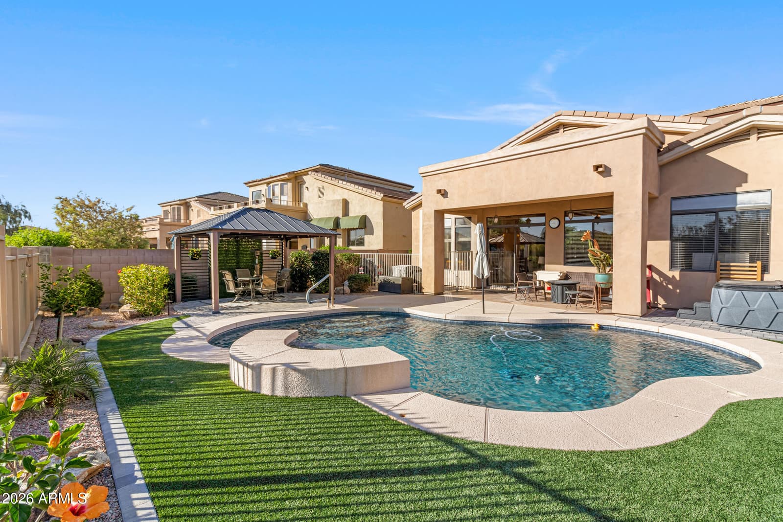 5219 E HASHKNIFE Road, Phoenix, AZ 85054 — photo 2 of 29