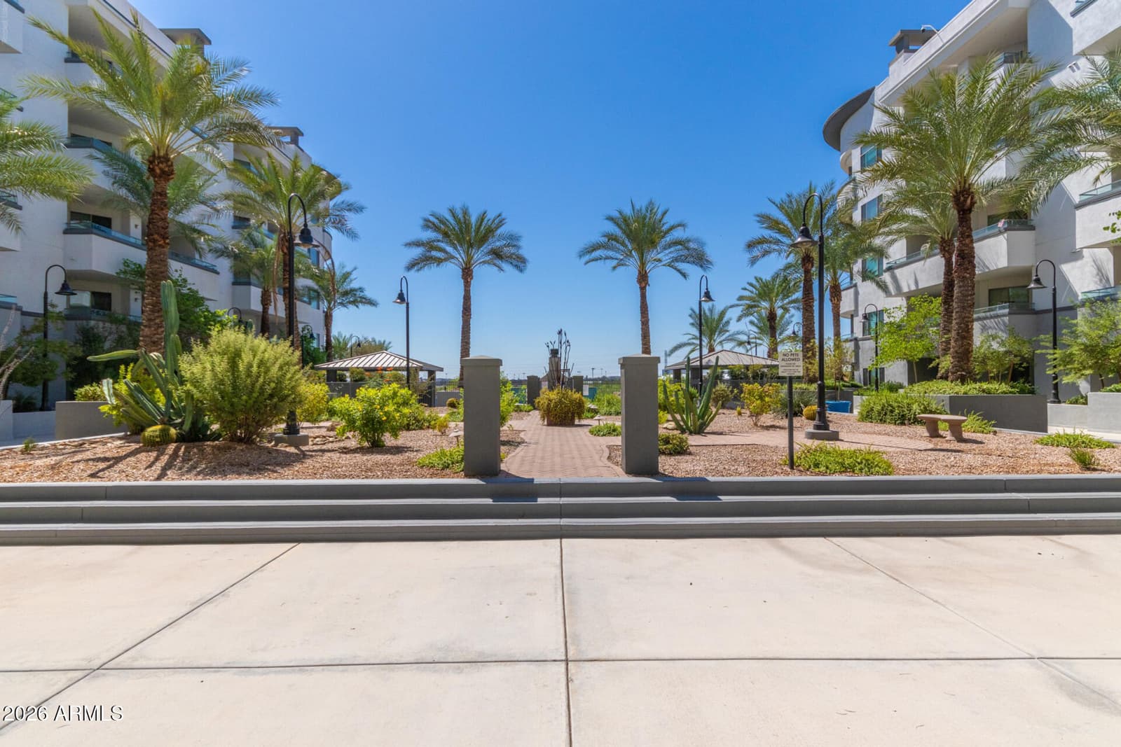 945 E PLAYA DEL NORTE Drive 2007, Tempe, AZ 85288 — photo 41 of 48