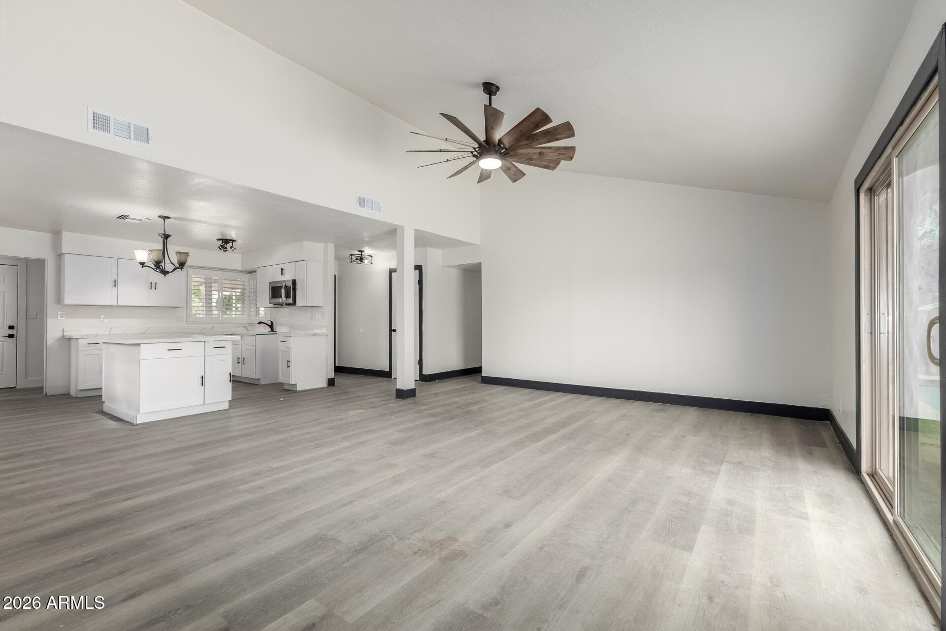 5740 N 42ND Lane, Phoenix, AZ 85019 — photo 6 of 24