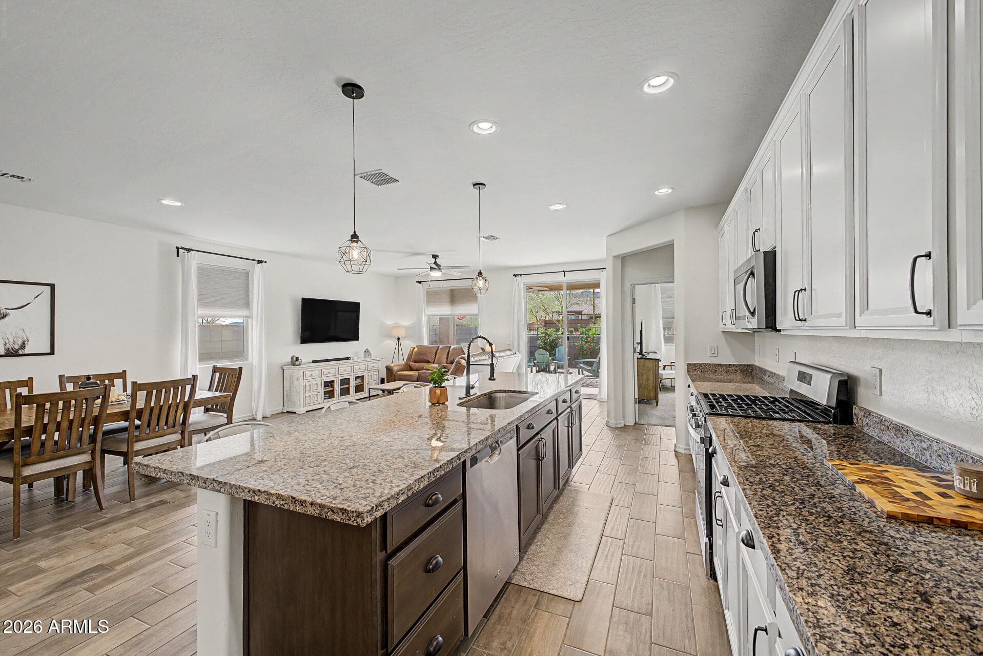 10696 N 188TH Drive, Surprise, AZ 85388 — photo 11 of 41