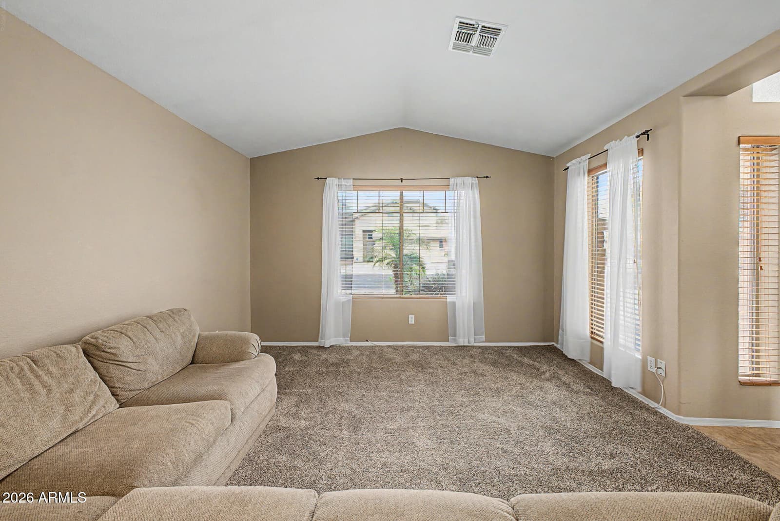 4123 W ALEX Loop, Phoenix, AZ 85083 — photo 4 of 36