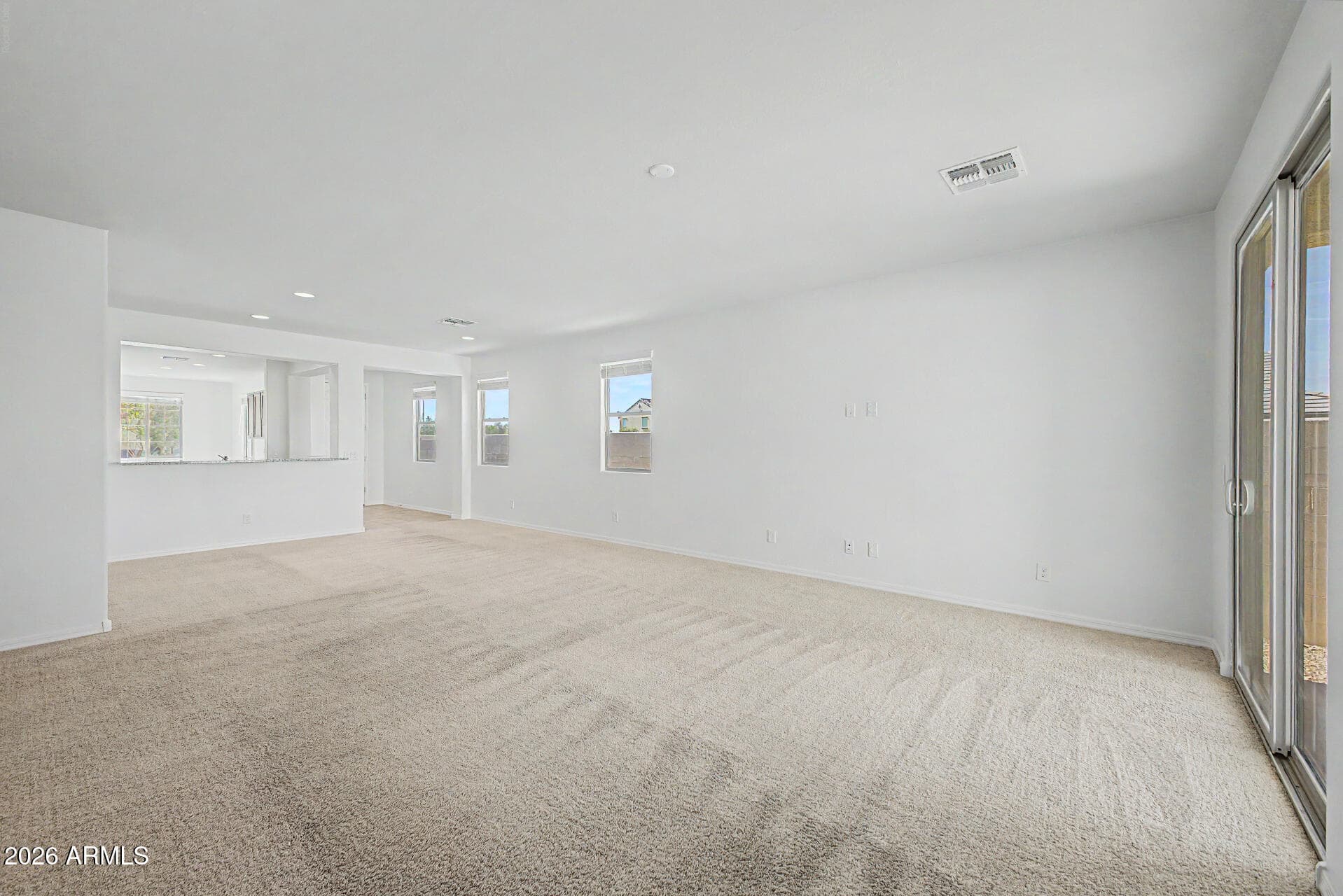 5656 N 87TH Drive, Glendale, AZ 85305 — photo 8 of 39