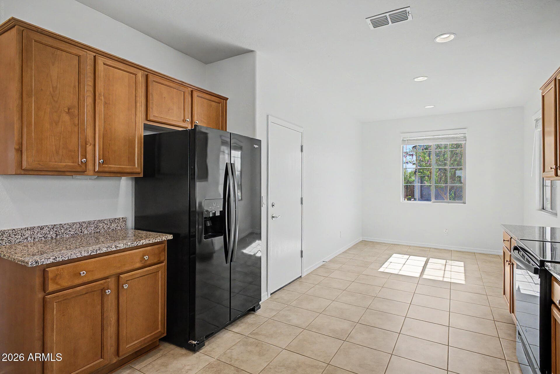 5656 N 87TH Drive, Glendale, AZ 85305 — photo 16 of 39