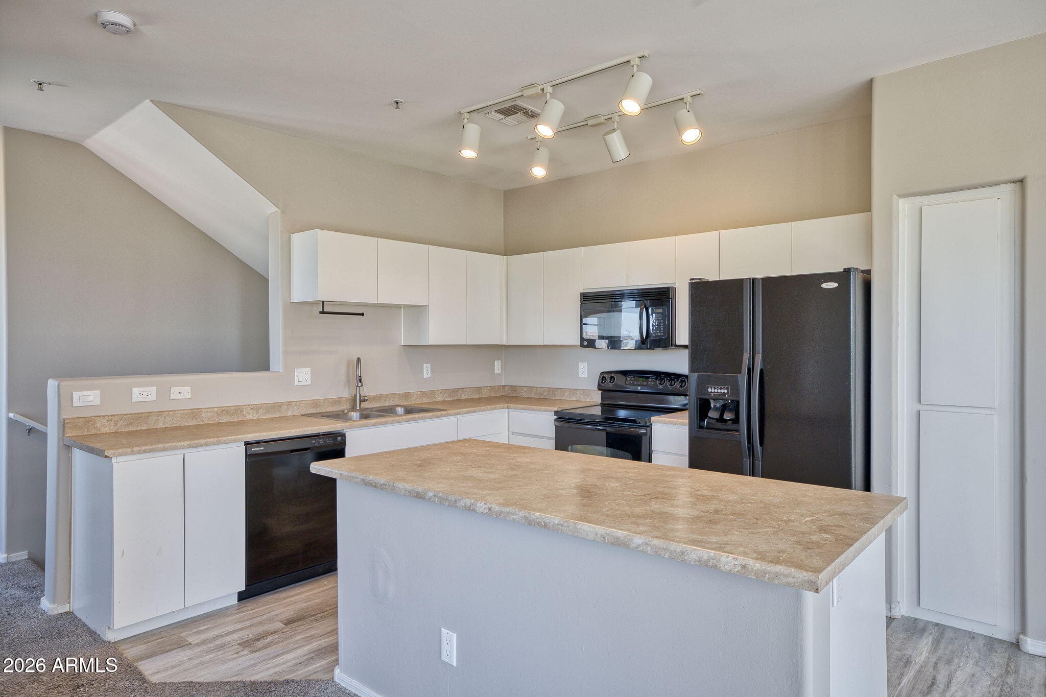 22125 N 29TH Avenue 165, Phoenix, AZ 85027 — photo 9 of 25
