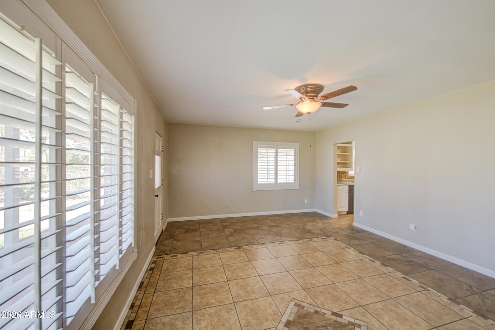 914 N CAMERON Avenue, Casa Grande, AZ 85122 — photo 8 of 45