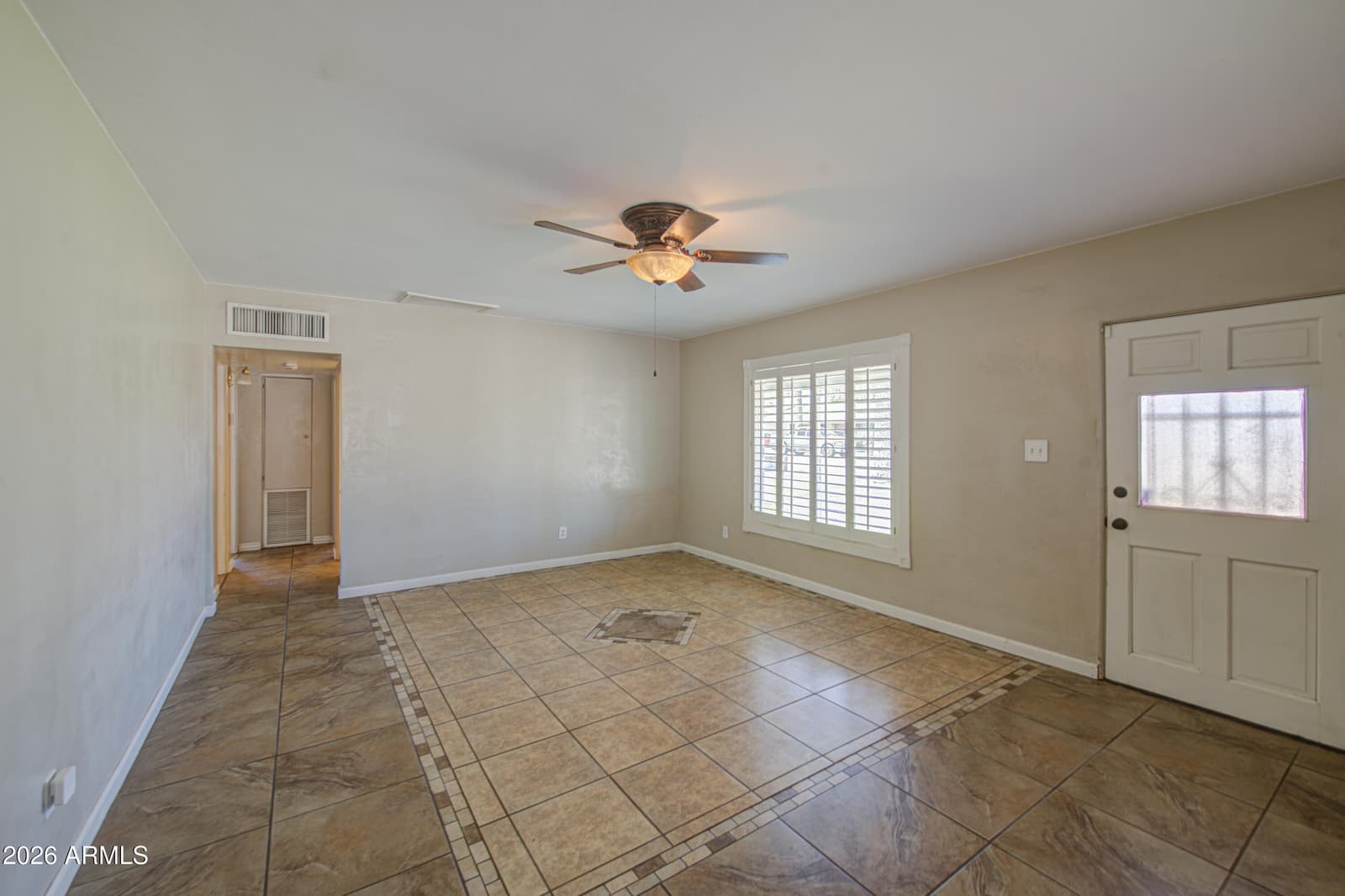 914 N CAMERON Avenue, Casa Grande, AZ 85122 — photo 10 of 45