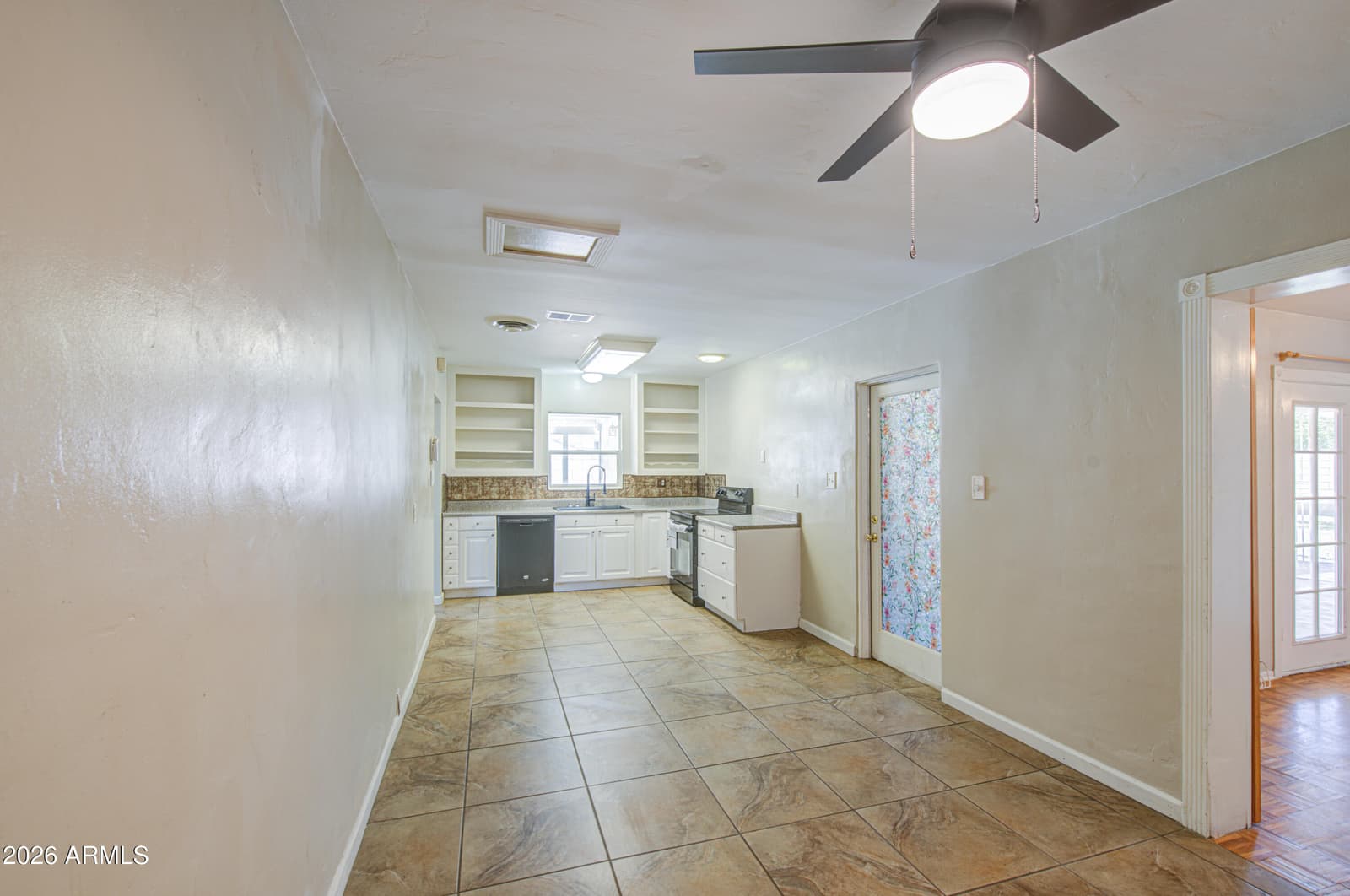 914 N CAMERON Avenue, Casa Grande, AZ 85122 — photo 16 of 45