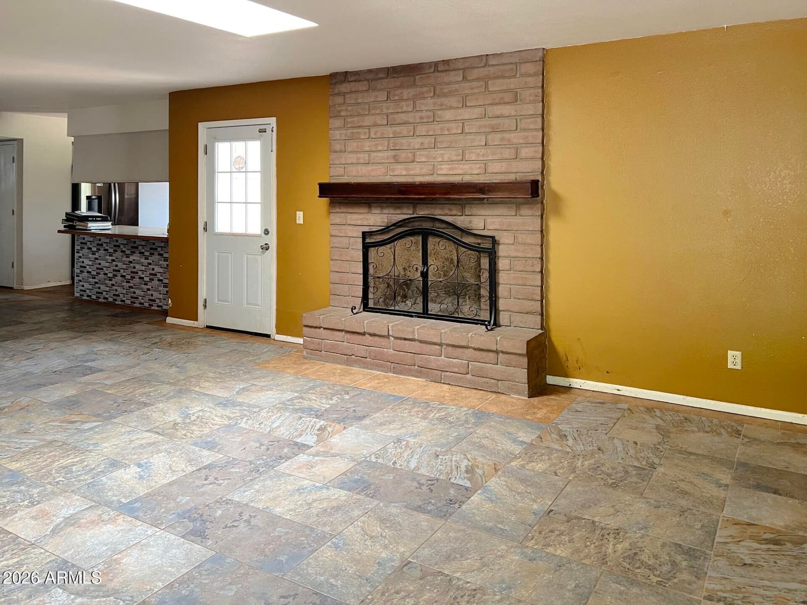 811 TACOMA Place, Sierra Vista, AZ 85635 — photo 4 of 16