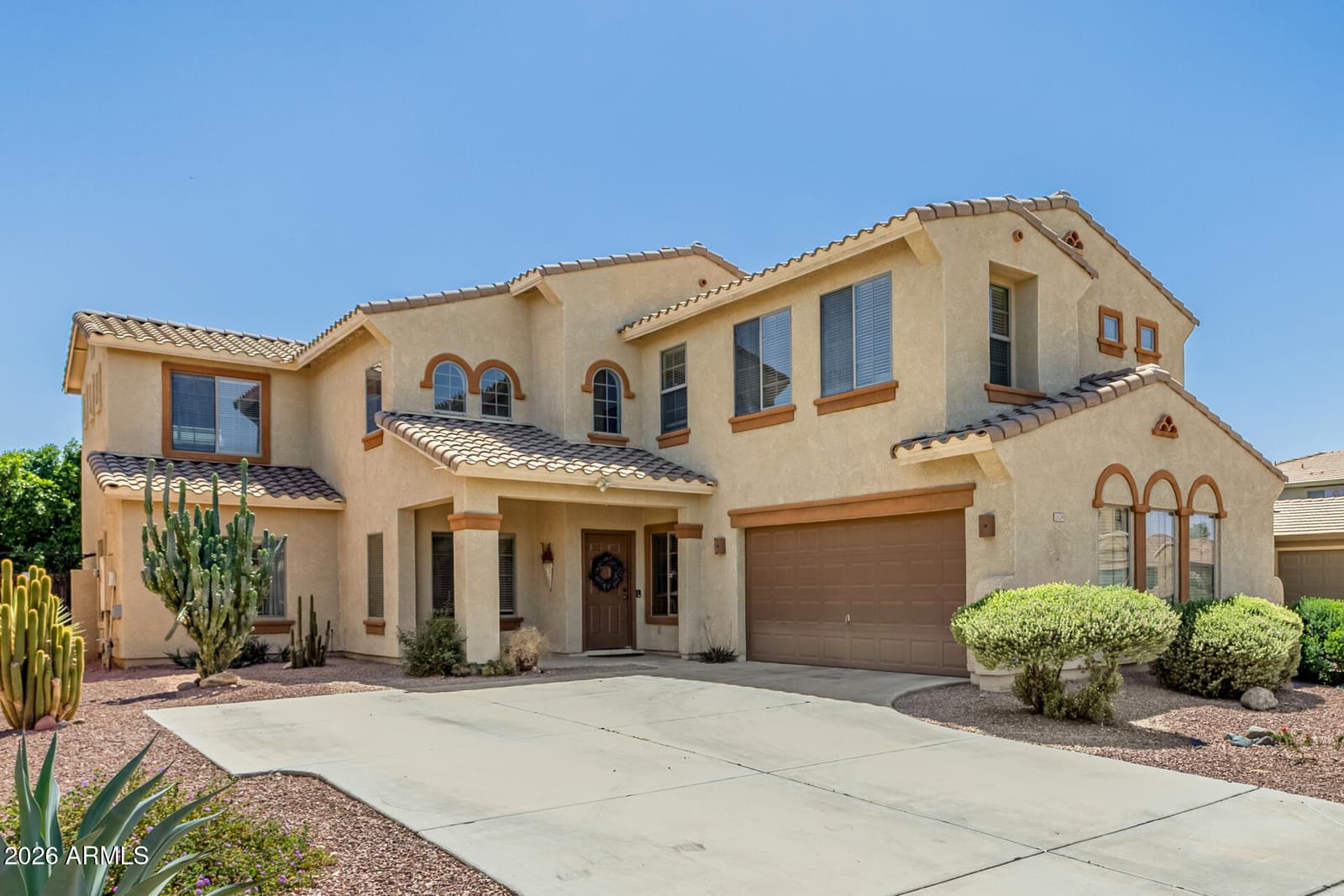 15129 W POST Drive, Surprise, AZ 85374 — photo 2 of 24