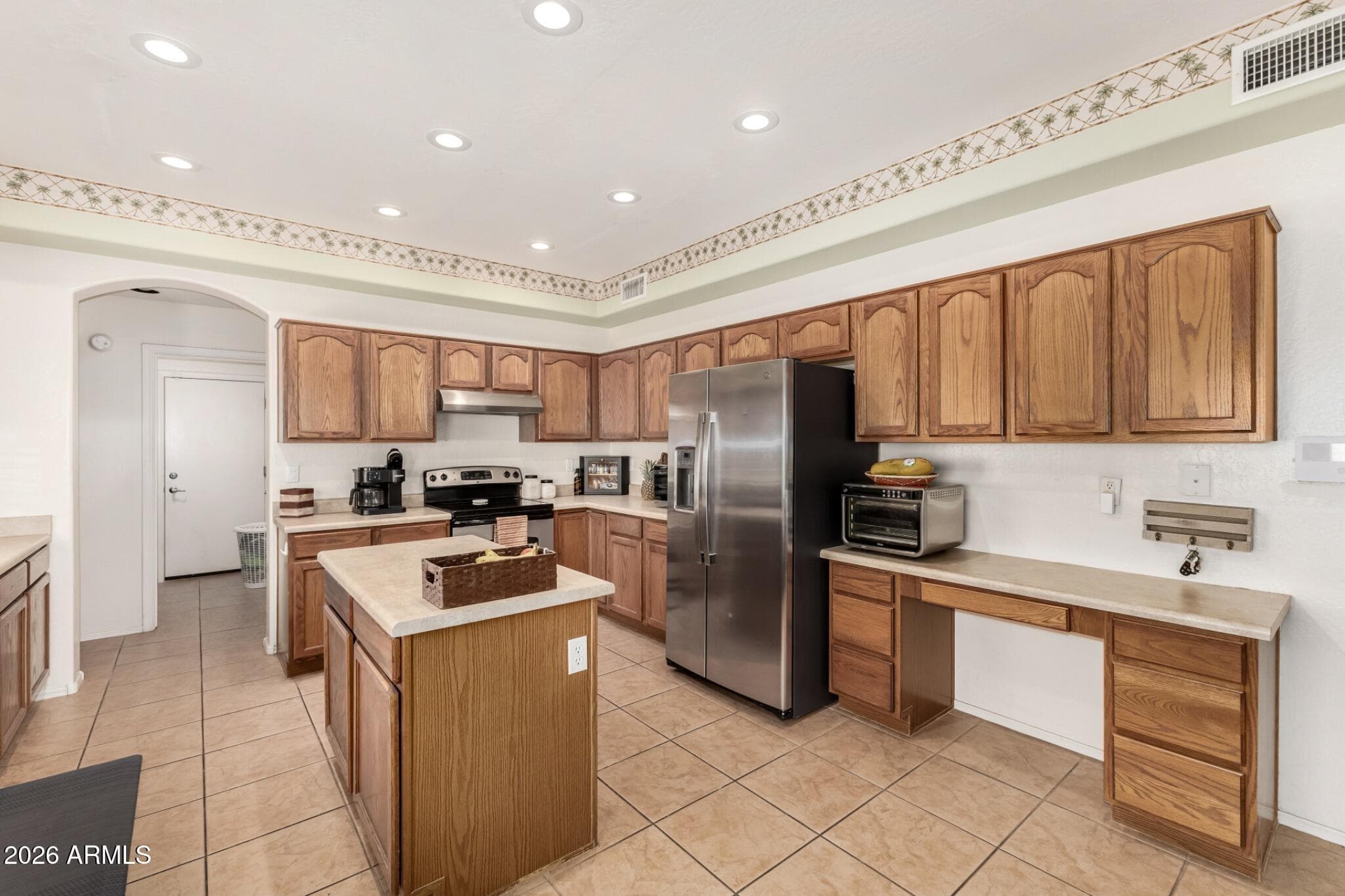 15129 W POST Drive, Surprise, AZ 85374 — photo 10 of 24