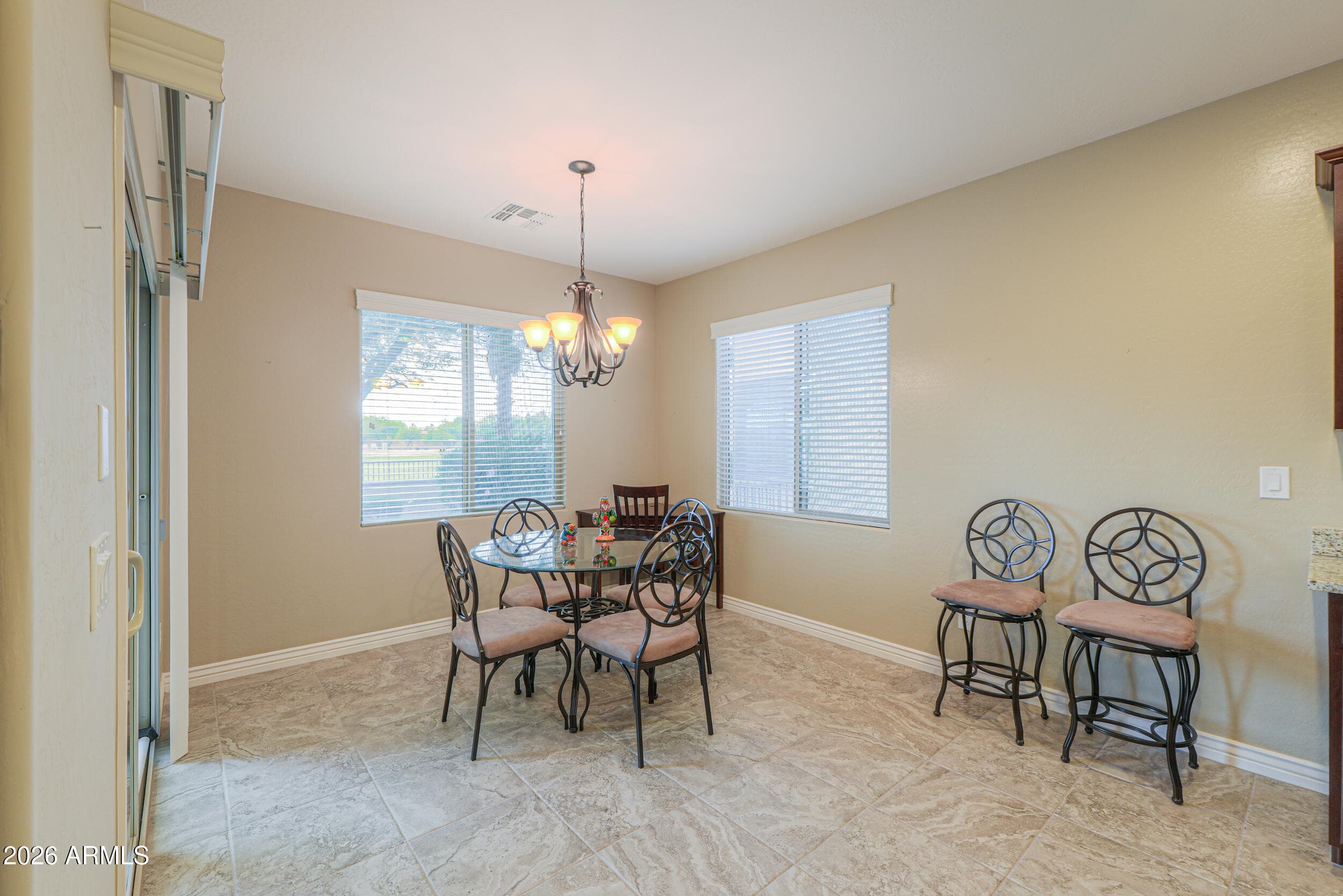 17 S ALAMOSA Avenue, Casa Grande, AZ 85194 — photo 16 of 61