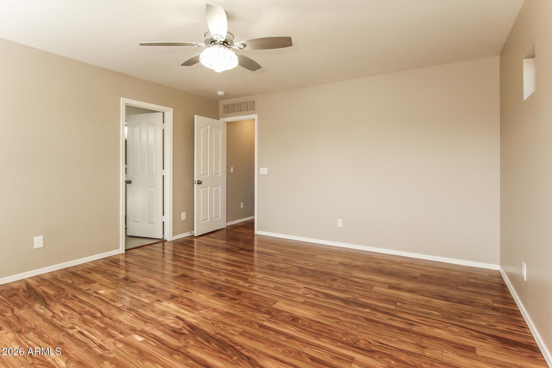 1346 E DUNBAR Drive, Phoenix, AZ 85042 — photo 9 of 22