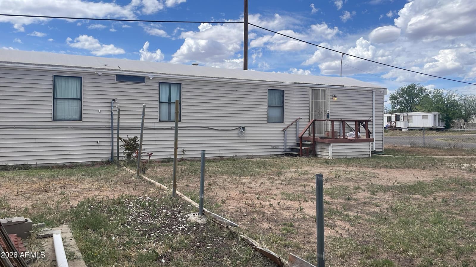 400 E Yuma Street, Huachuca City, AZ 85616 — photo 2 of 29