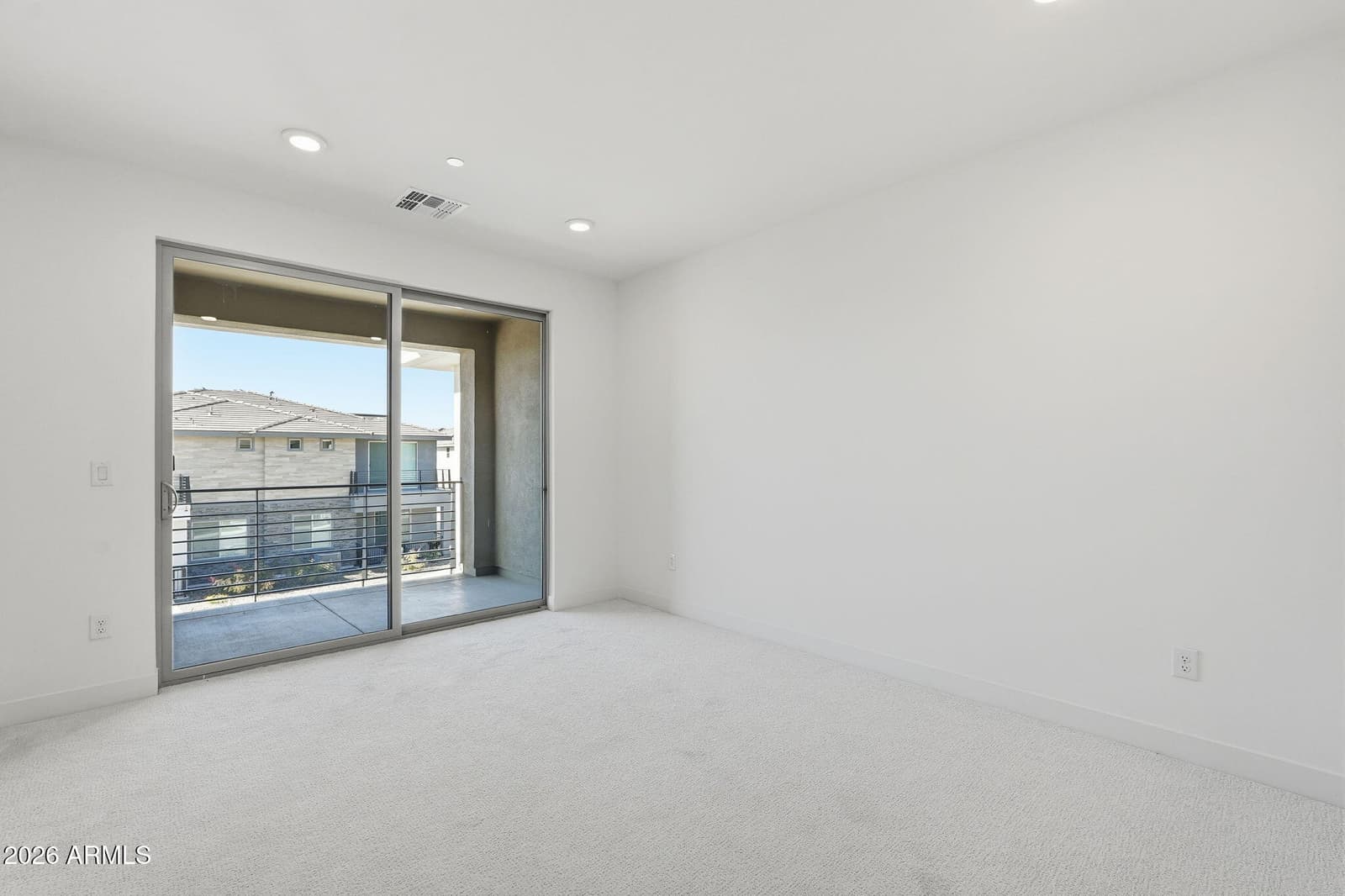 2121 W SONORAN DESERT Drive 75, Phoenix, AZ 85085 — photo 15 of 31