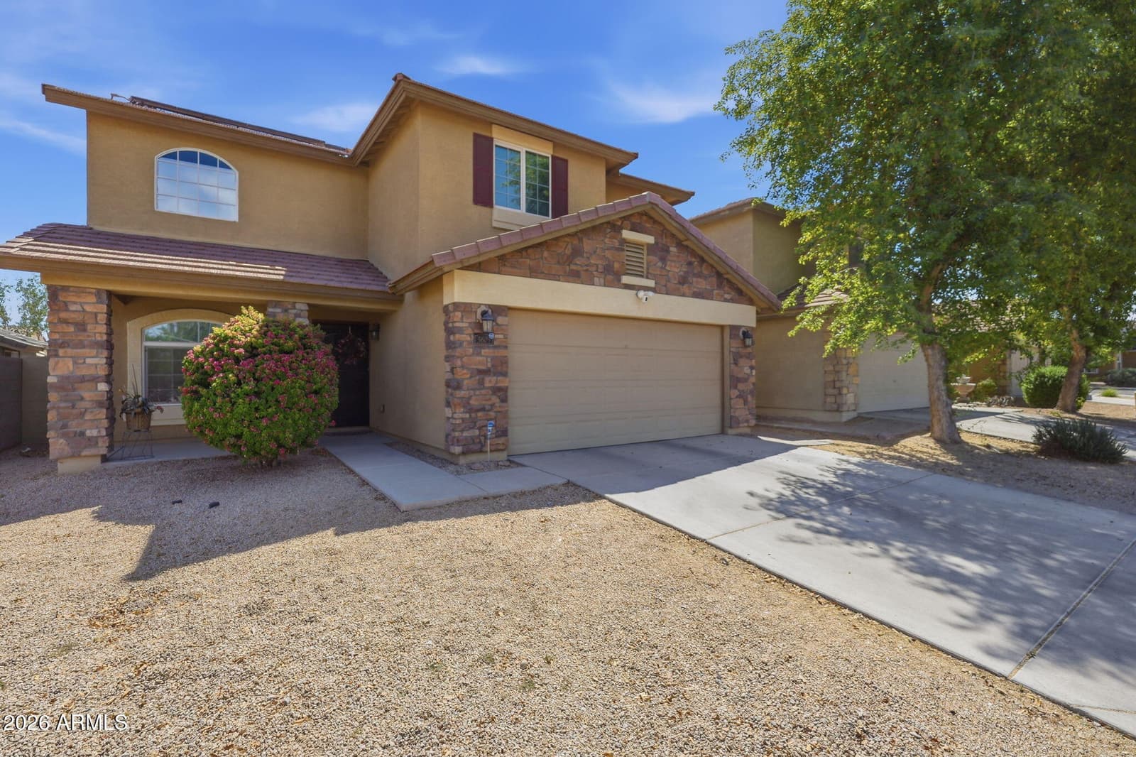 5603 S 27TH Drive, Phoenix, AZ 85041 — photo 4 of 27
