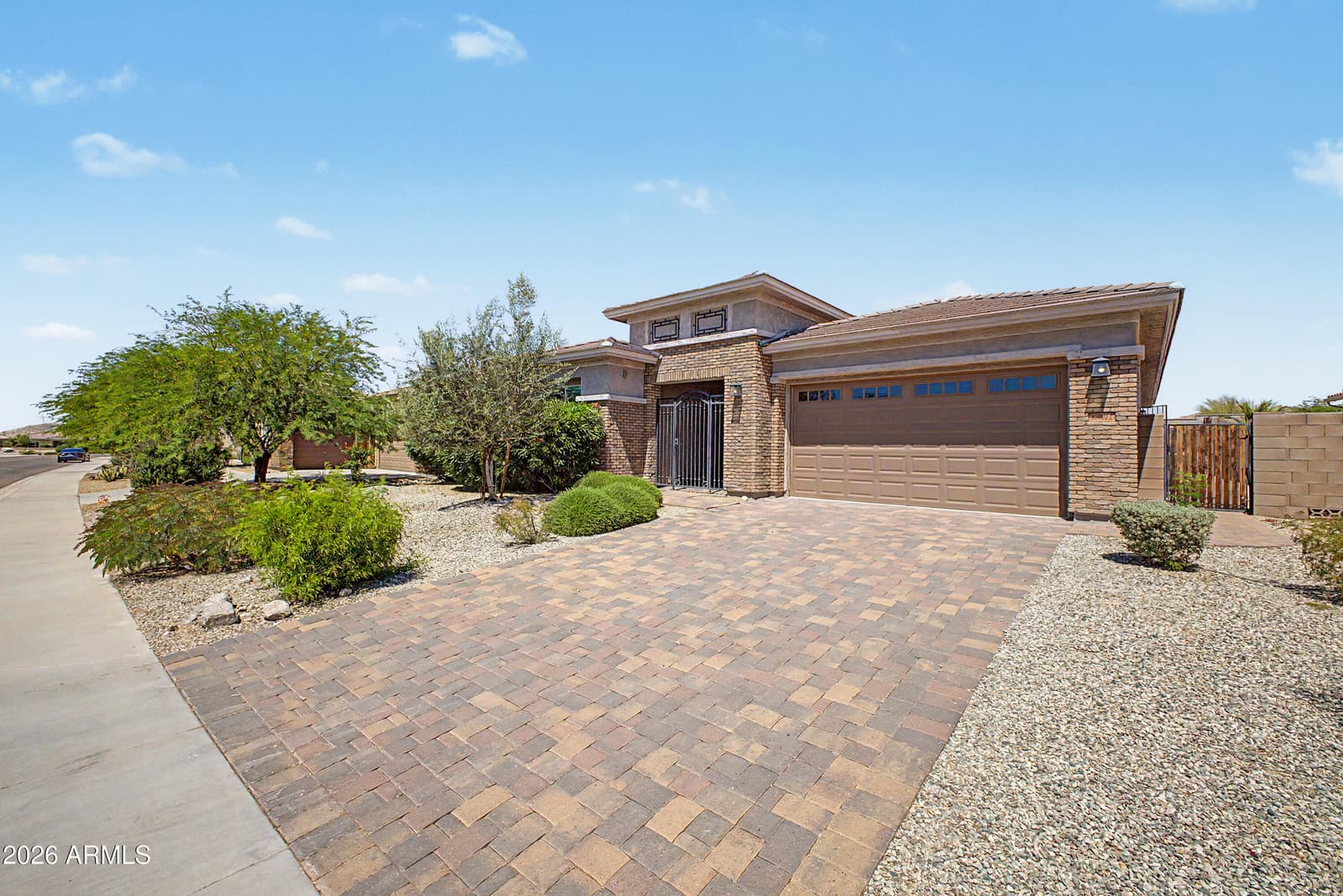 18392 W THUNDERHILL Place, Goodyear, AZ 85338 — photo 3 of 35
