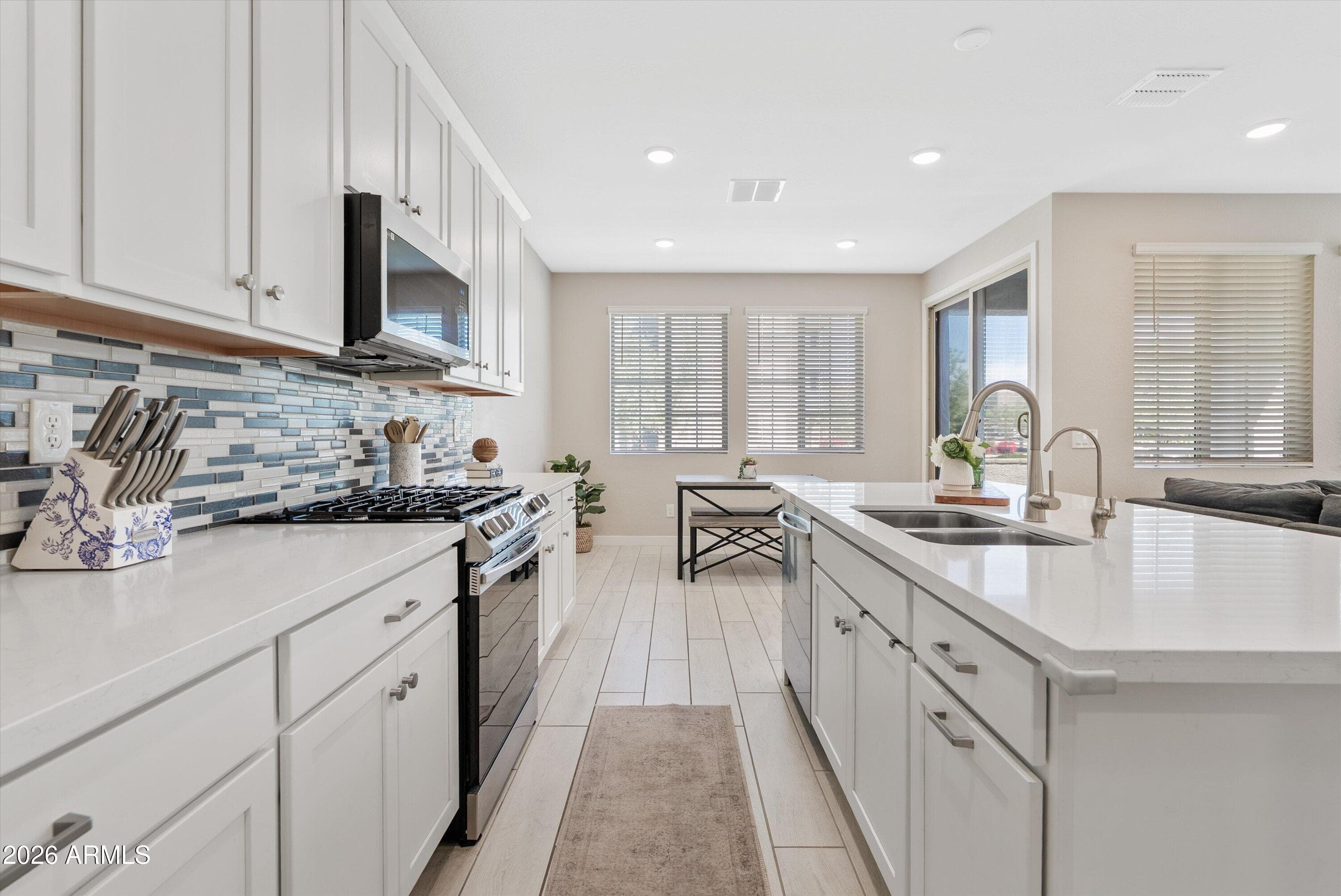 9310 E SEQUENCE Avenue, Mesa, AZ 85212 — photo 11 of 62