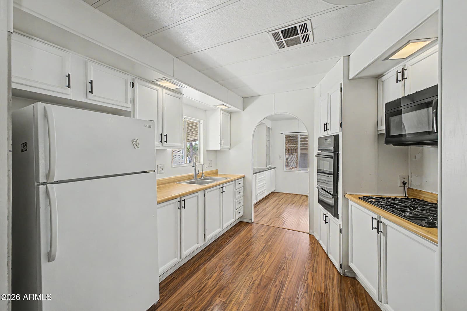 11411 N 91st Avenue 143, Peoria, AZ 85345 — photo 5 of 34