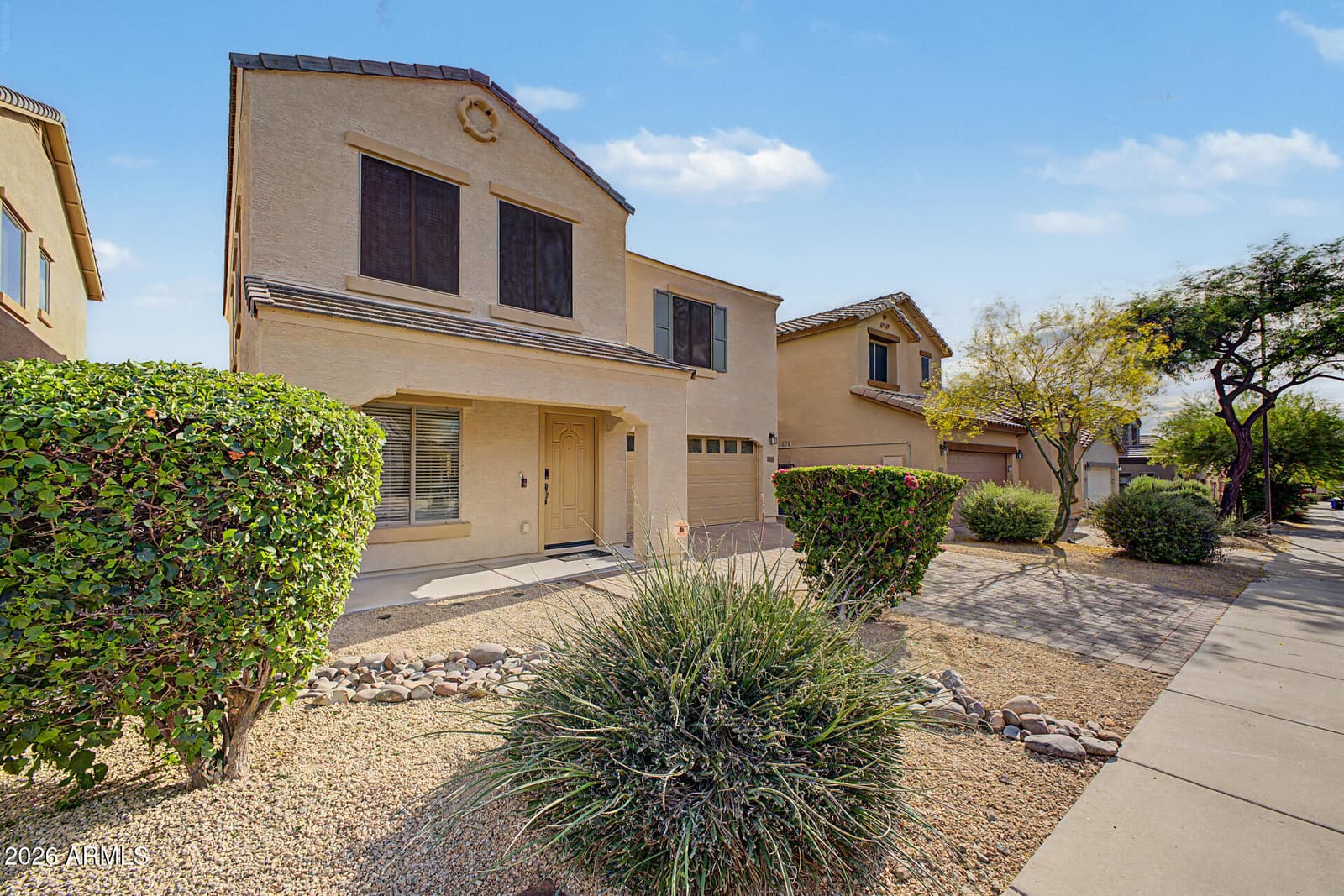 2323 W HUNTER Court, Phoenix, AZ 85085 — photo 3 of 33