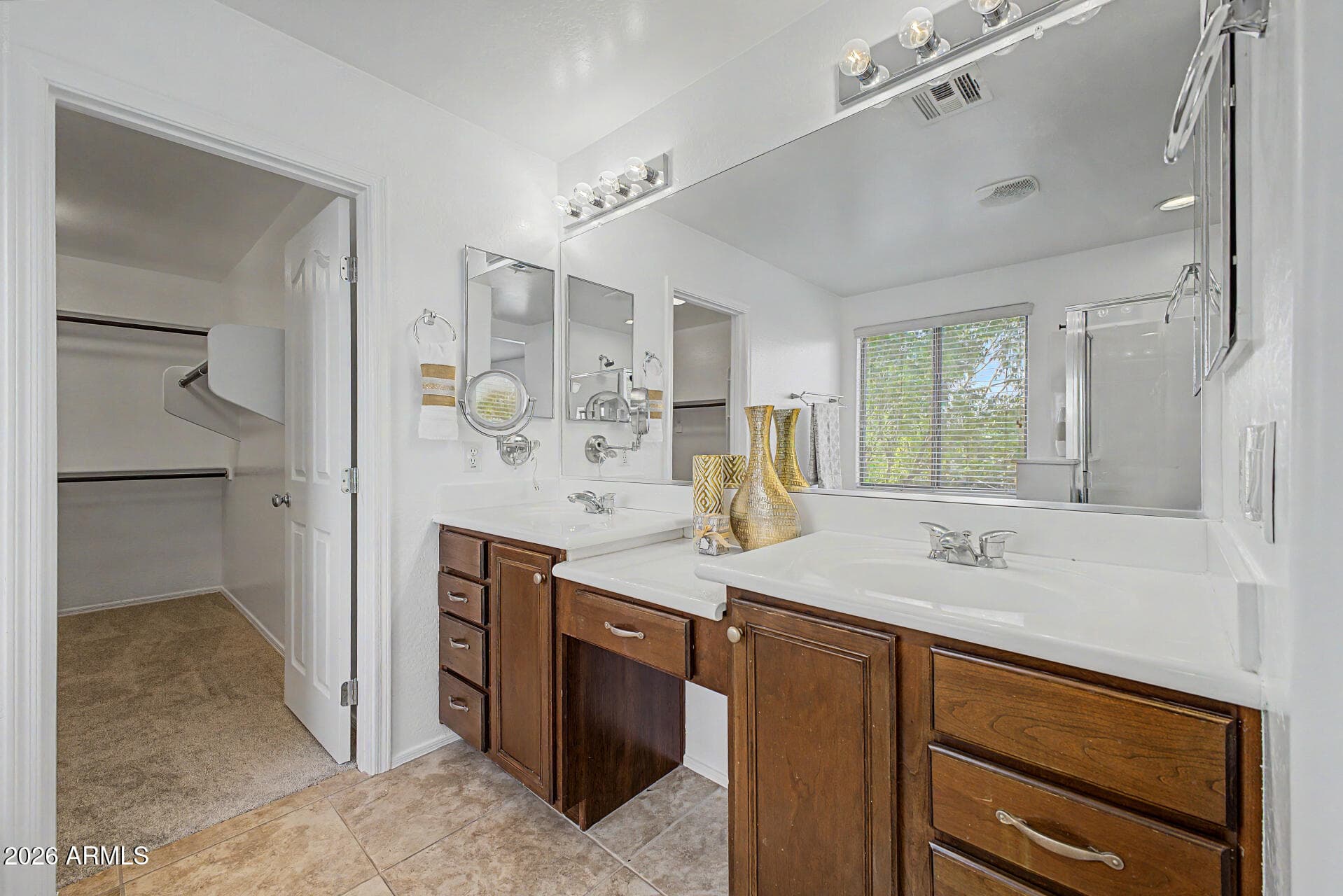 2323 W HUNTER Court, Phoenix, AZ 85085 — photo 20 of 33