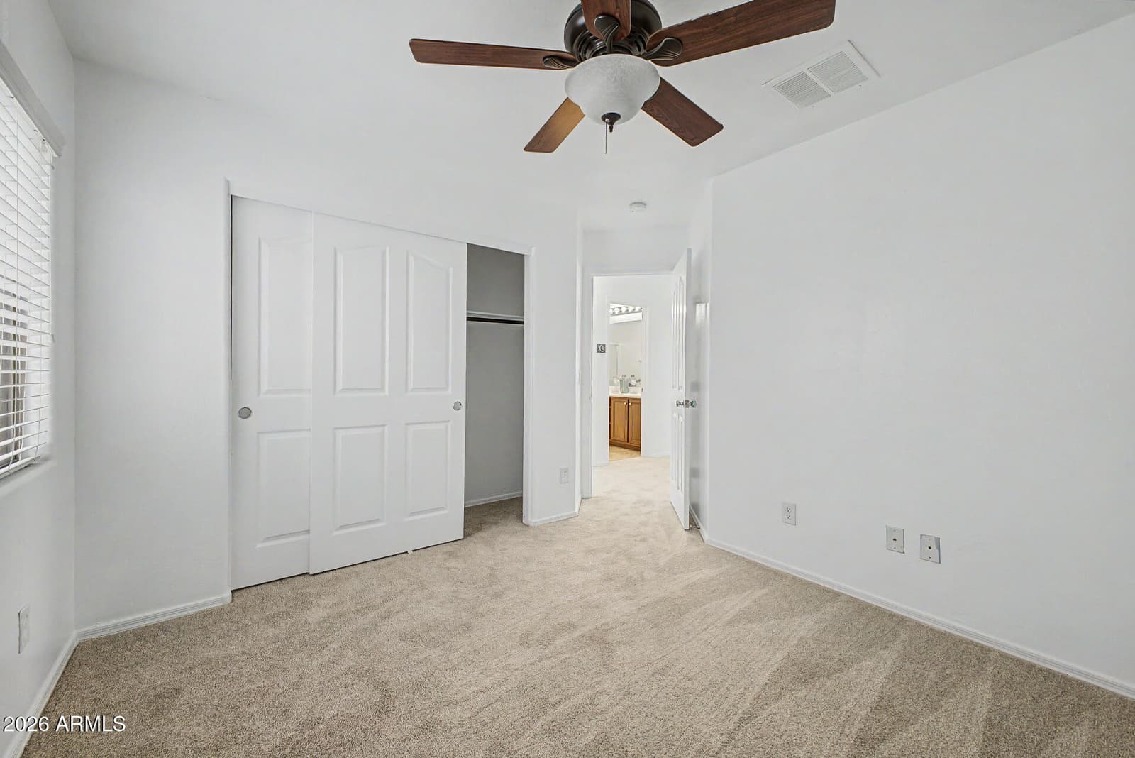 2323 W HUNTER Court, Phoenix, AZ 85085 — photo 24 of 33
