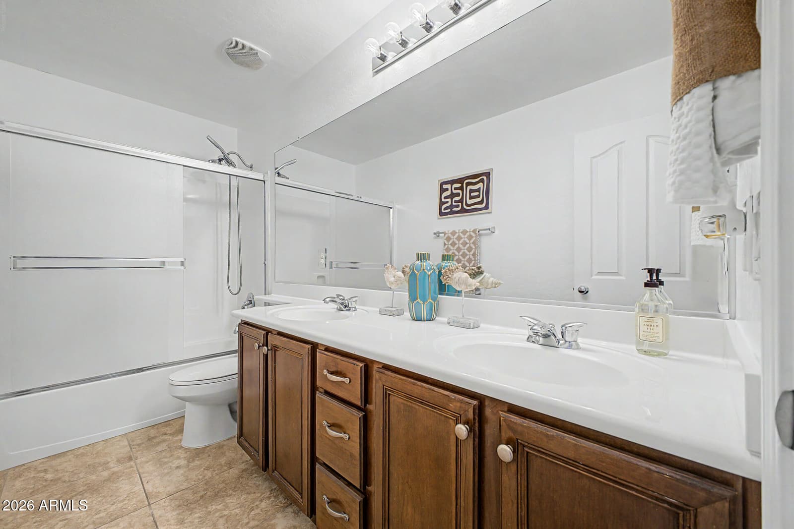 2323 W HUNTER Court, Phoenix, AZ 85085 — photo 25 of 33